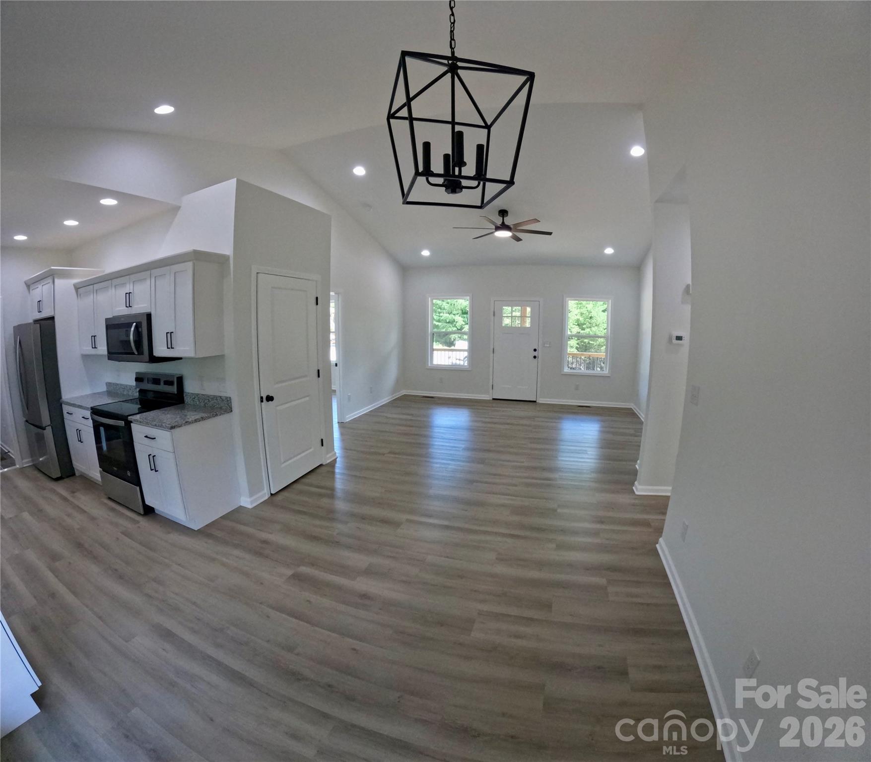 20 Big Sky Drive Property Photo 3