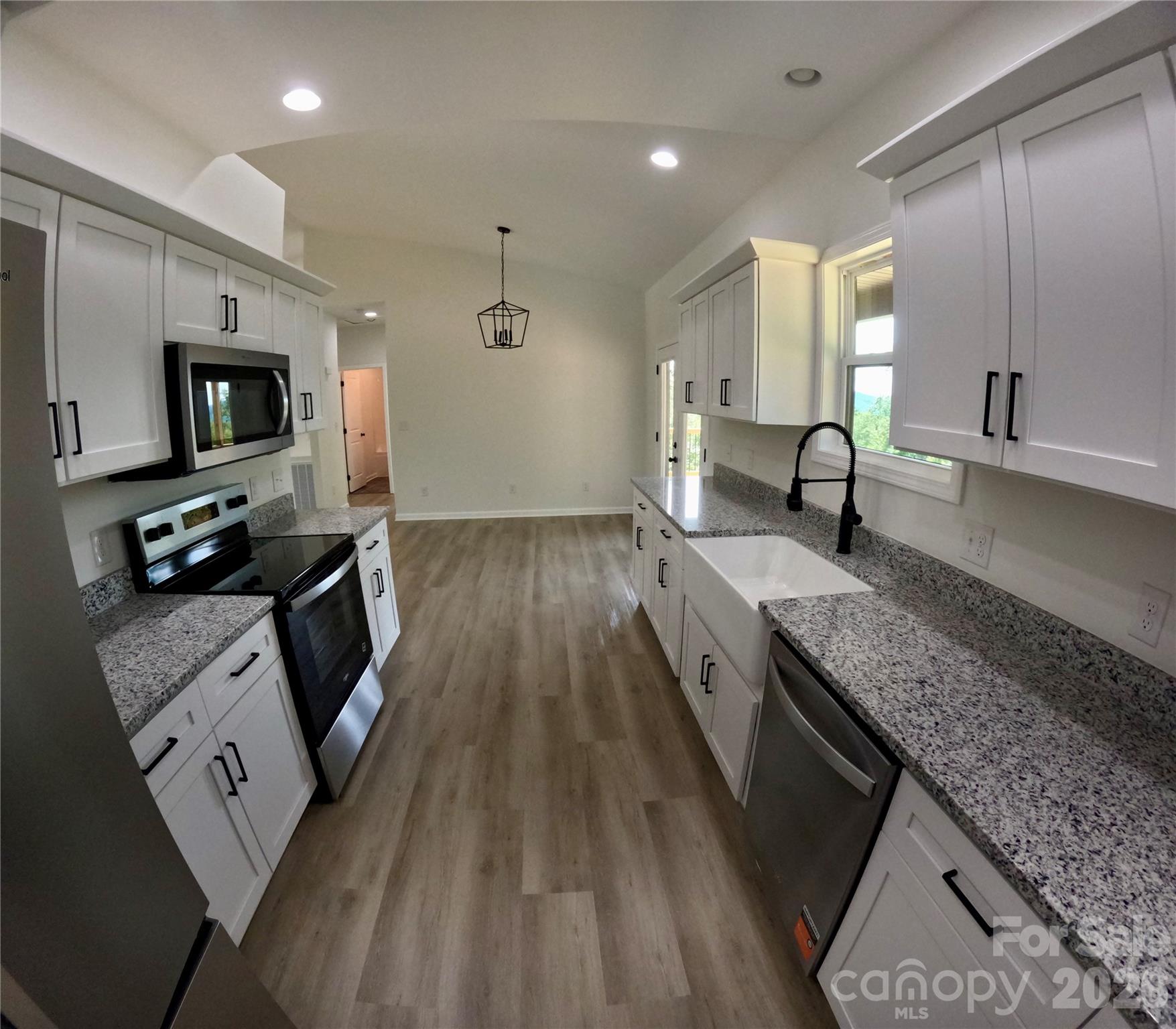 20 Big Sky Drive Property Photo 6