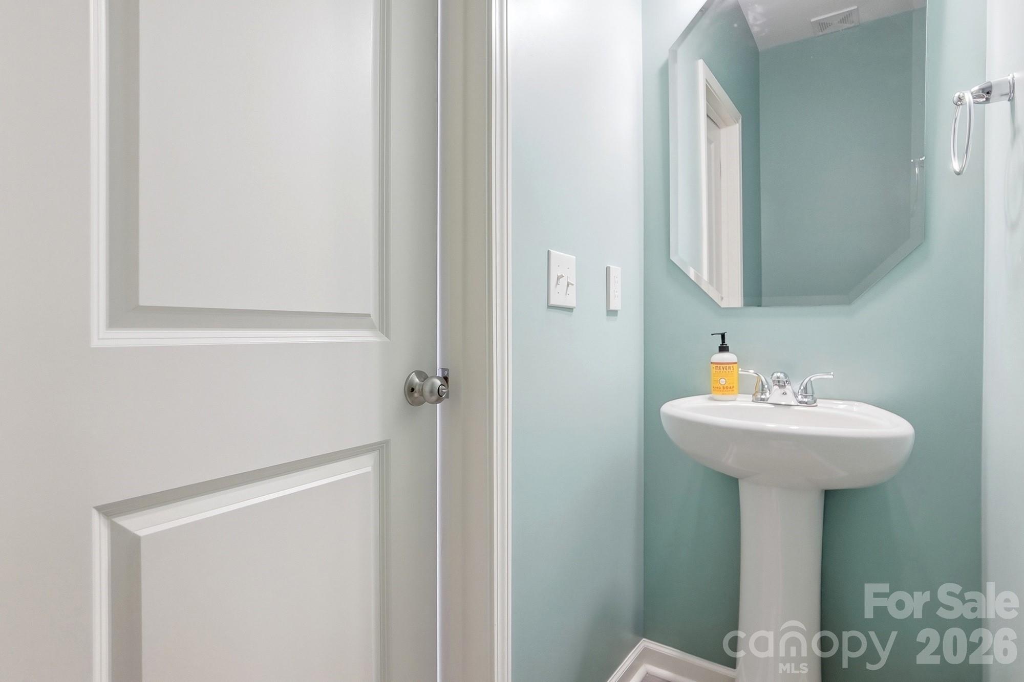 404 Babbling Brook Lane Property Photo 14