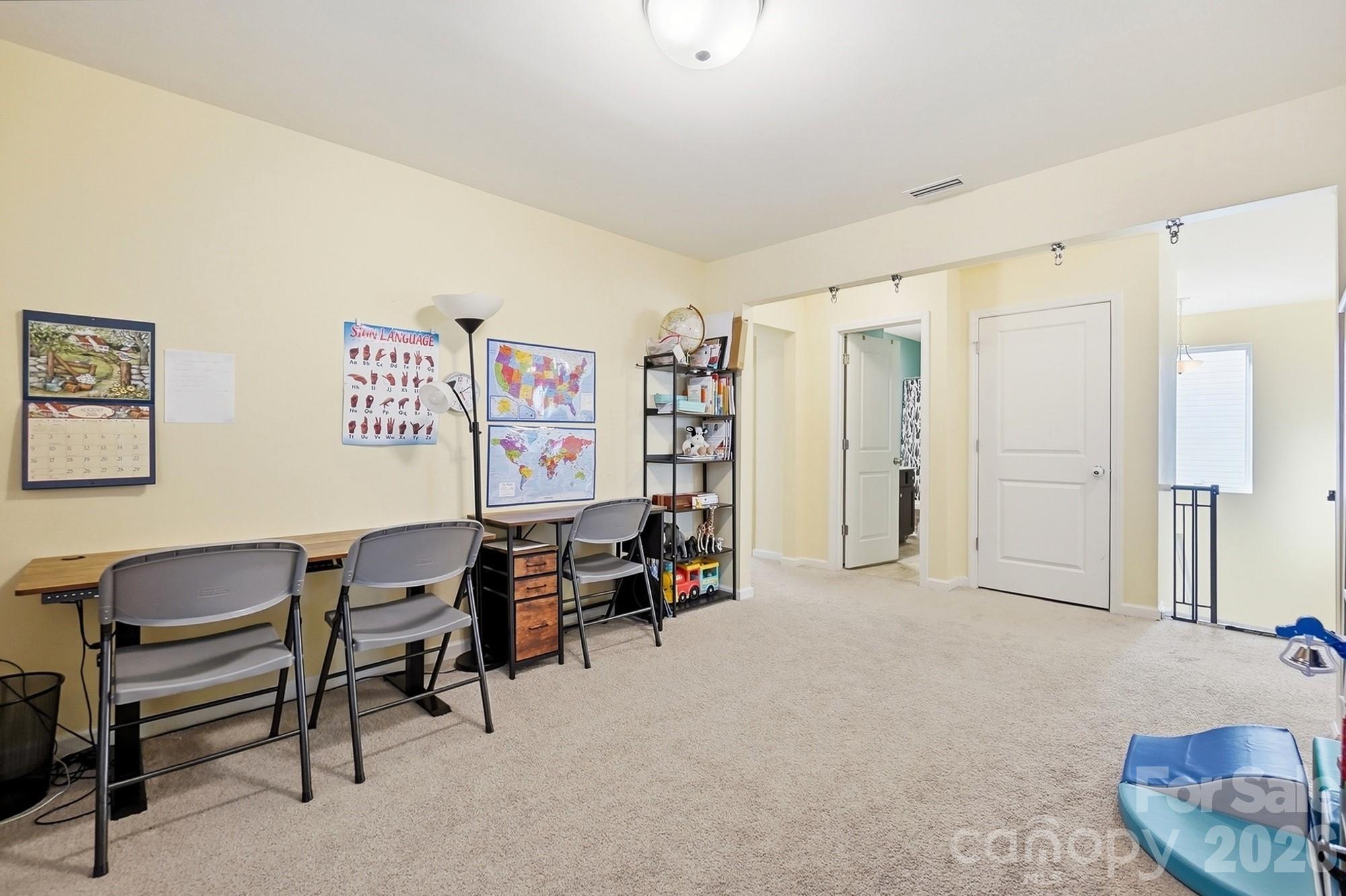 404 Babbling Brook Lane Property Photo 18