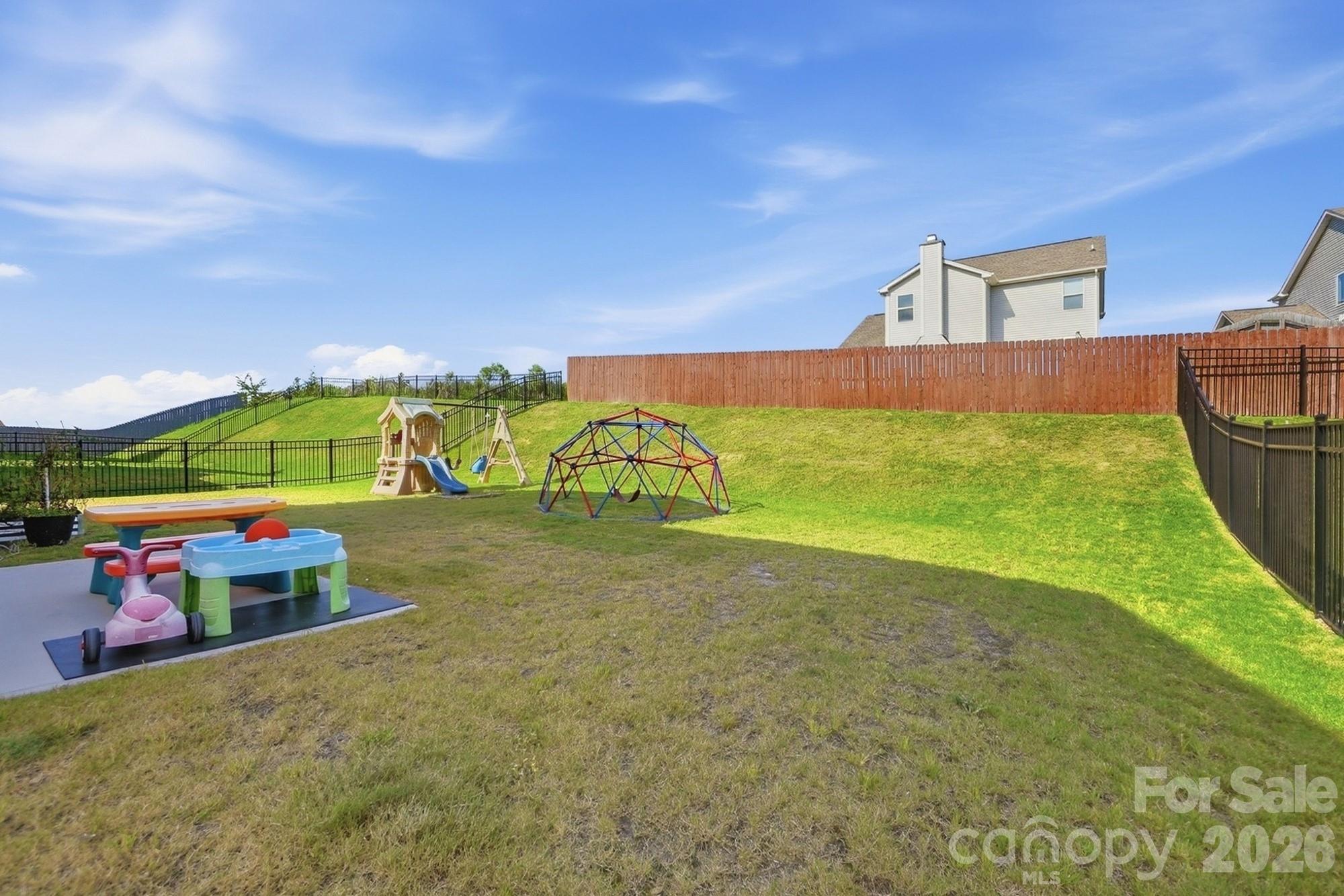 404 Babbling Brook Lane Property Photo 31