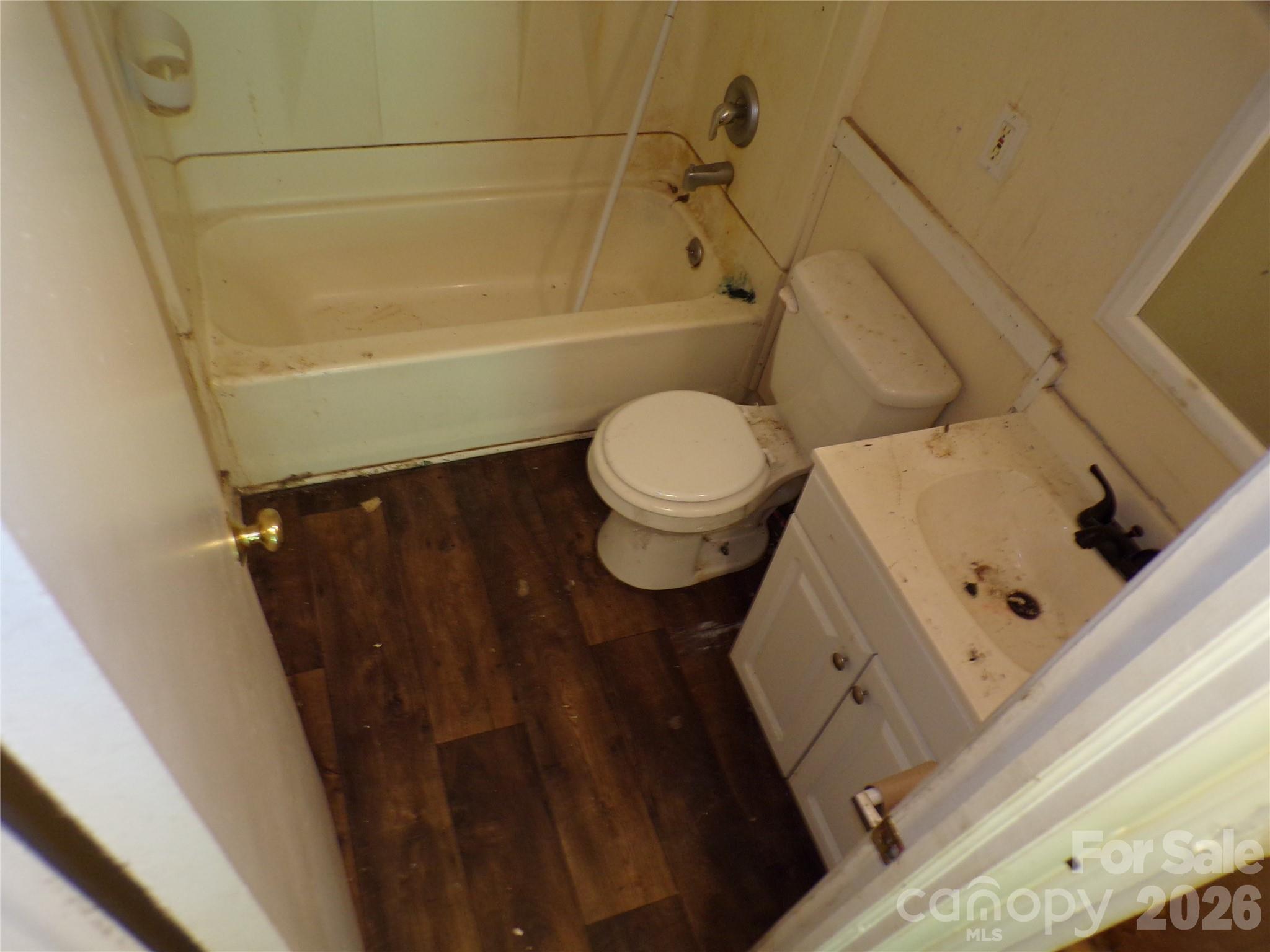 2131 Somerset Drive 441 Property Photo 14