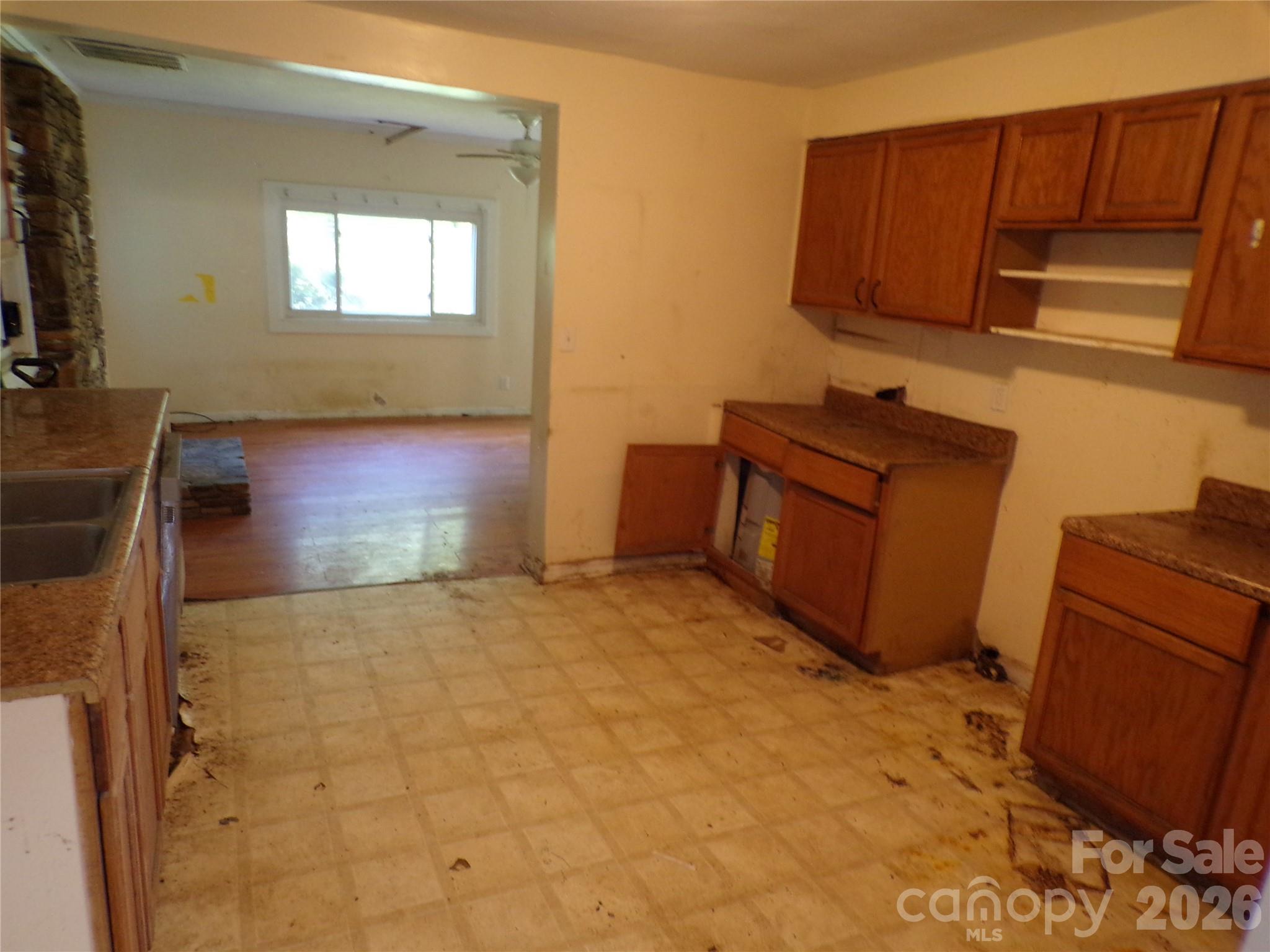 2131 Somerset Drive 441 Property Photo 18