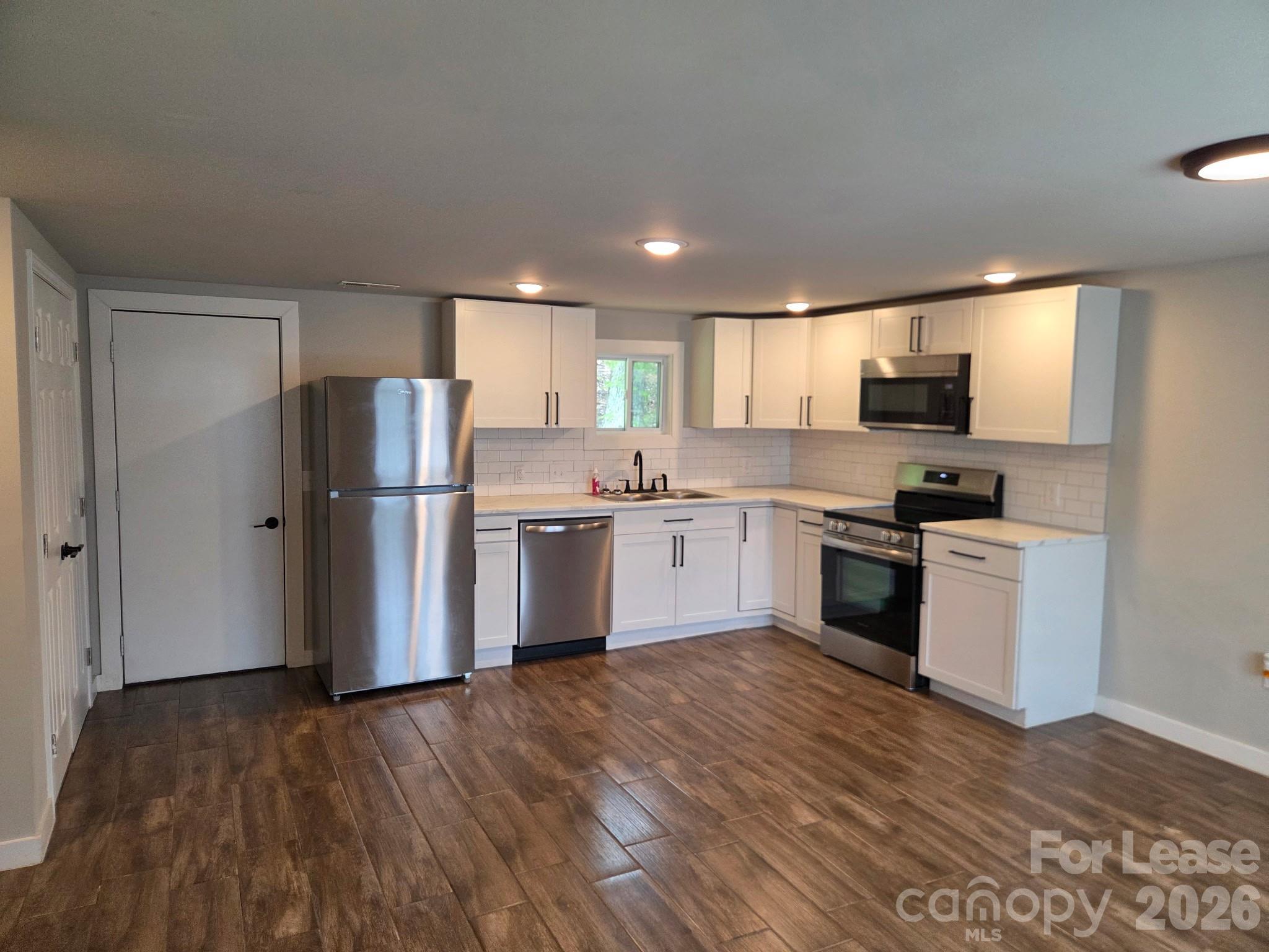 23 S Mickley Avenue Property Photo 5
