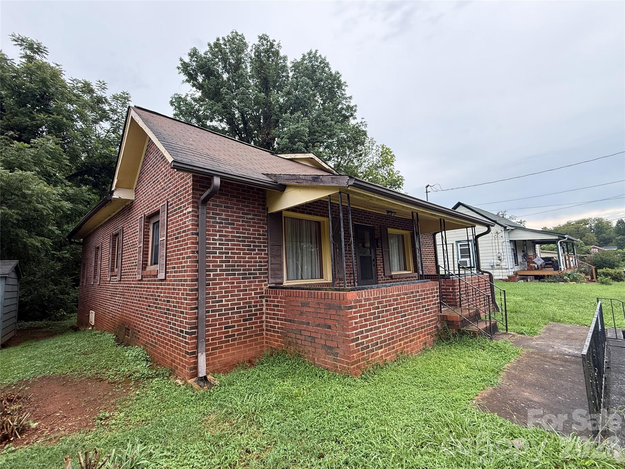 426 Bouchelle Street Property Photo 2