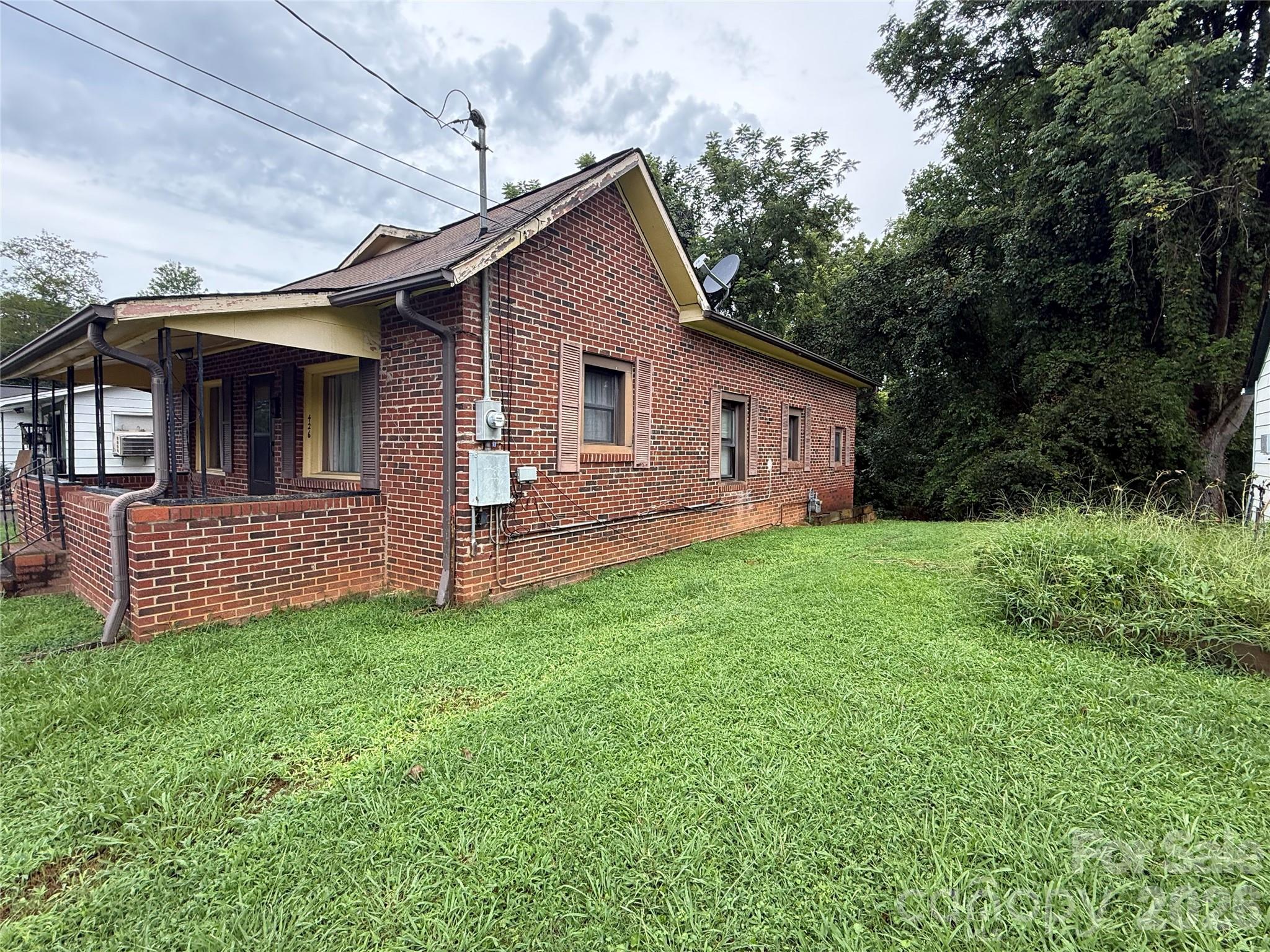 426 Bouchelle Street Property Photo 3