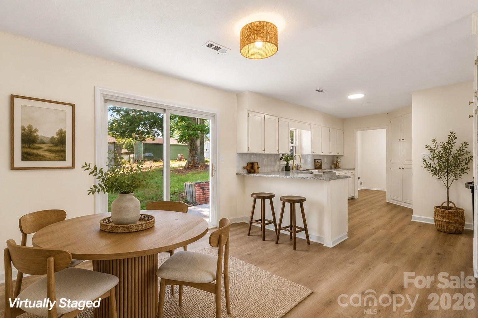 178 Trailwood Drive Property Photo 13