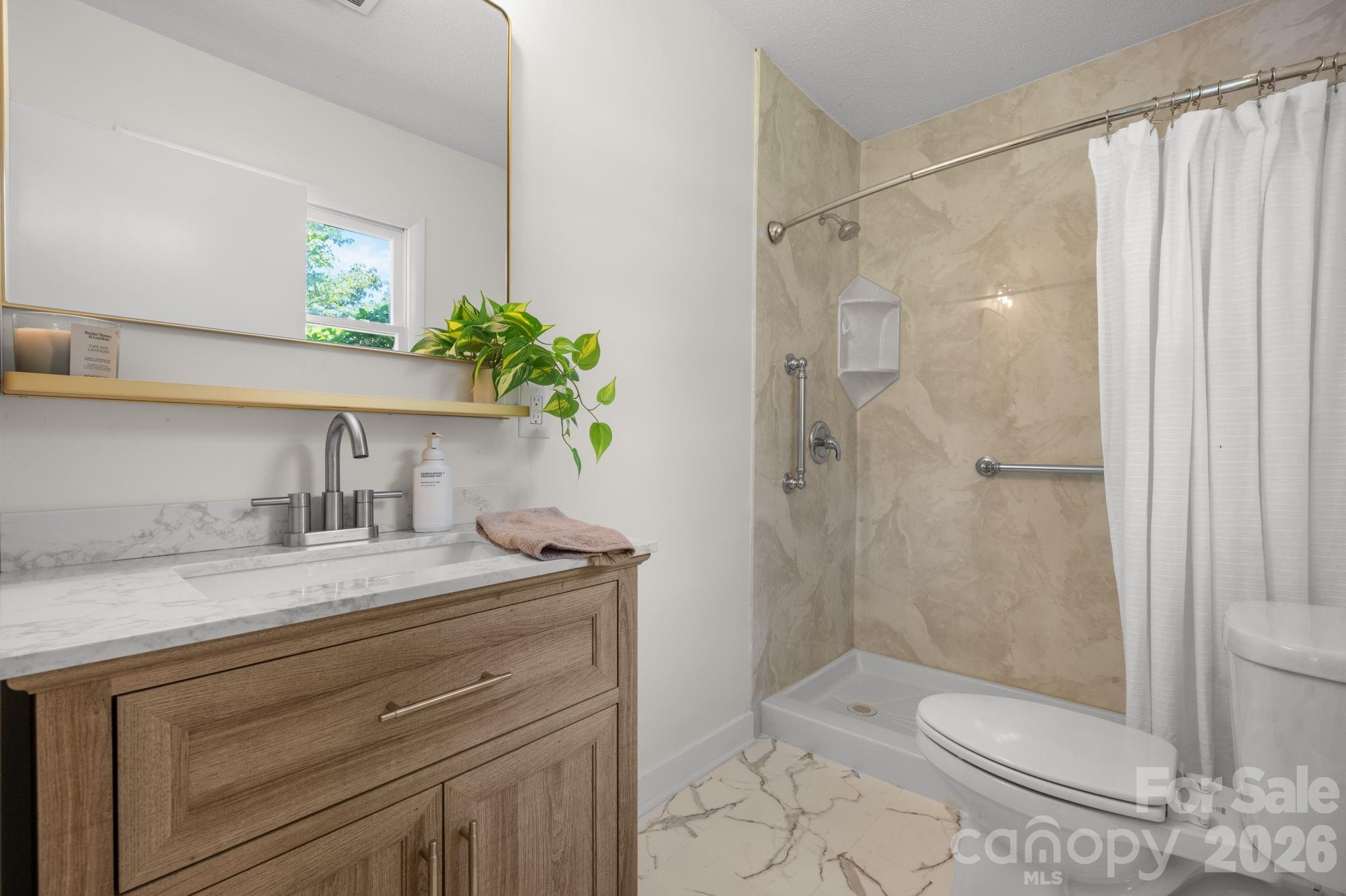 178 Trailwood Drive Property Photo 18