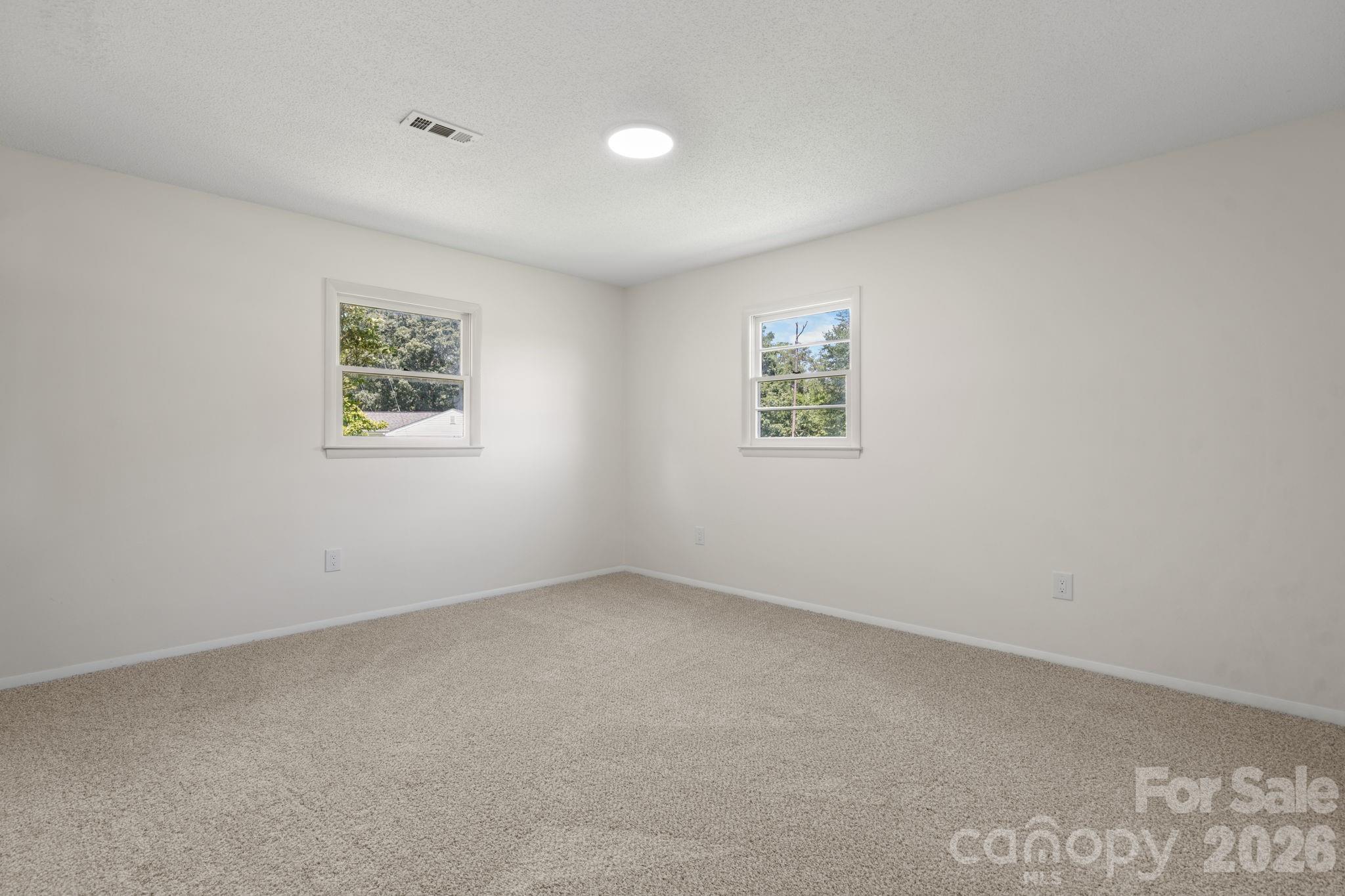 178 Trailwood Drive Property Photo 26