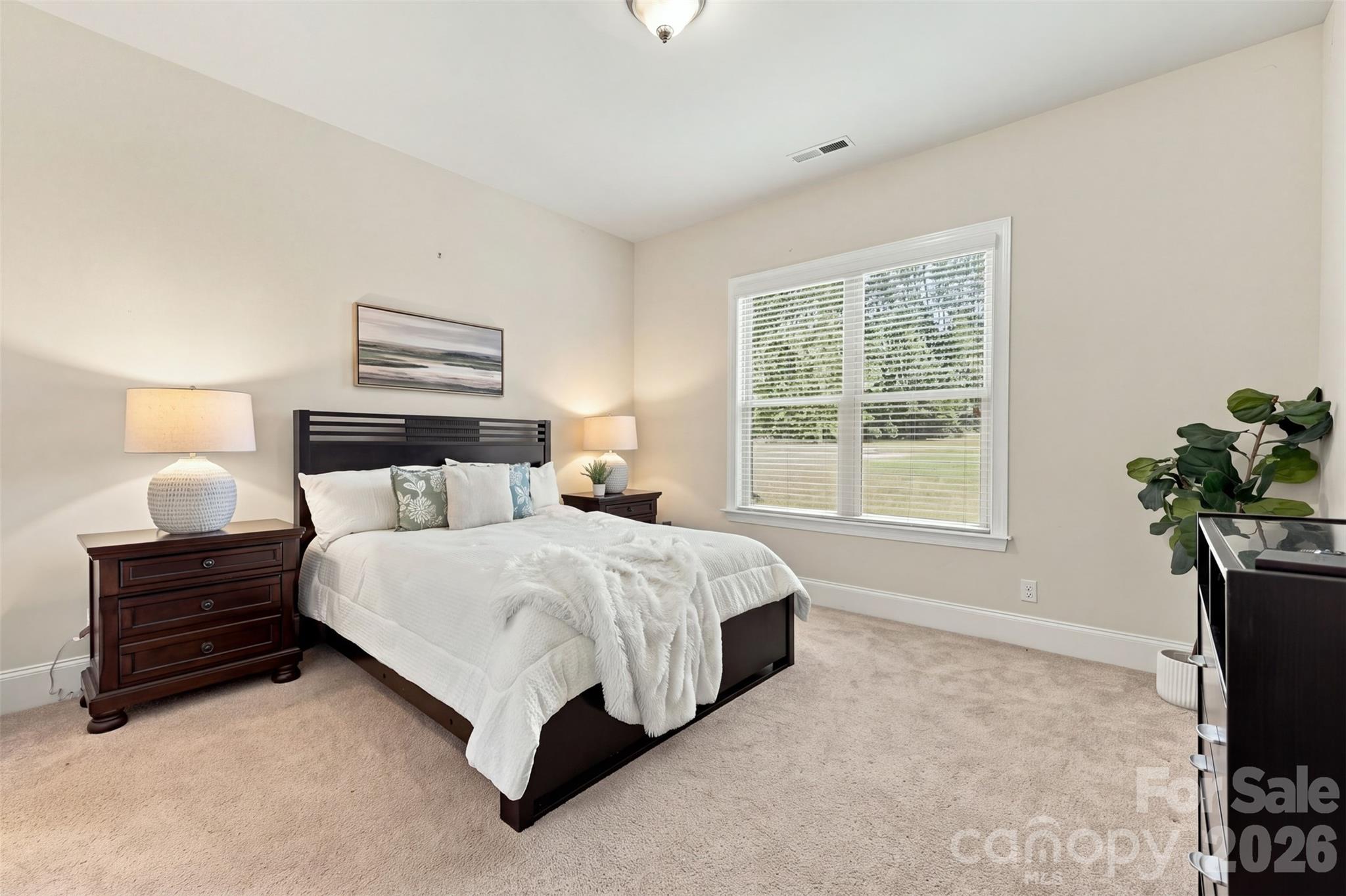 530 Vine Street Property Photo 21