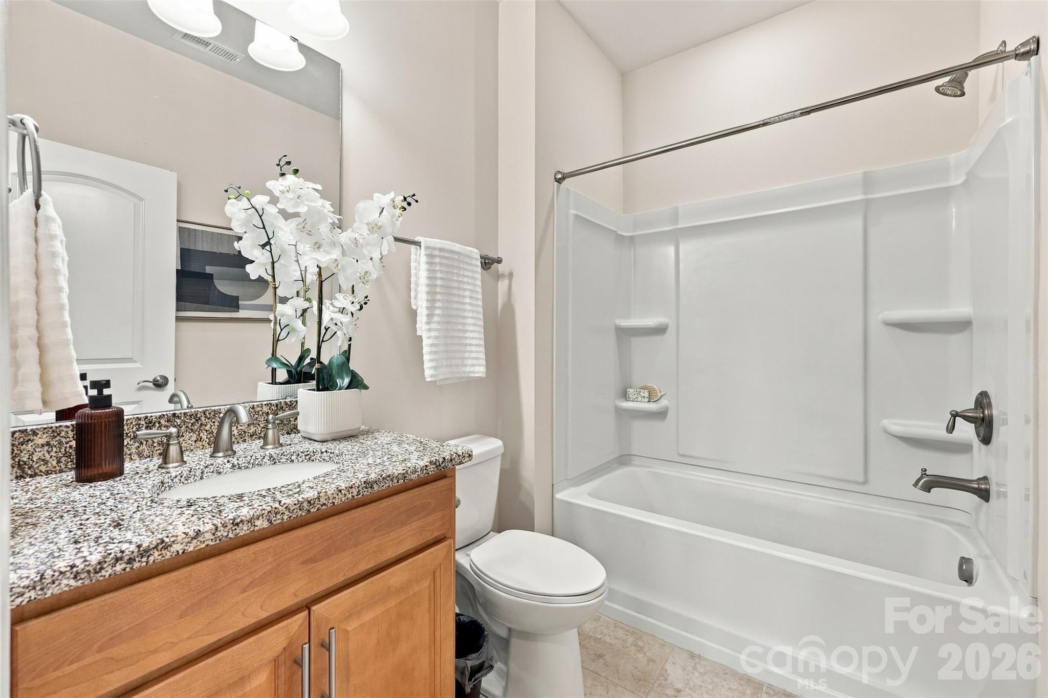 530 Vine Street Property Photo 30
