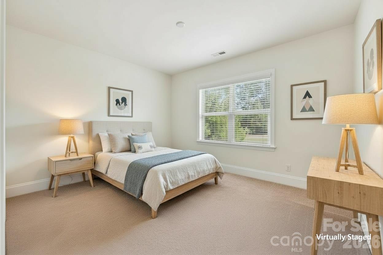 530 Vine Street Property Photo 32