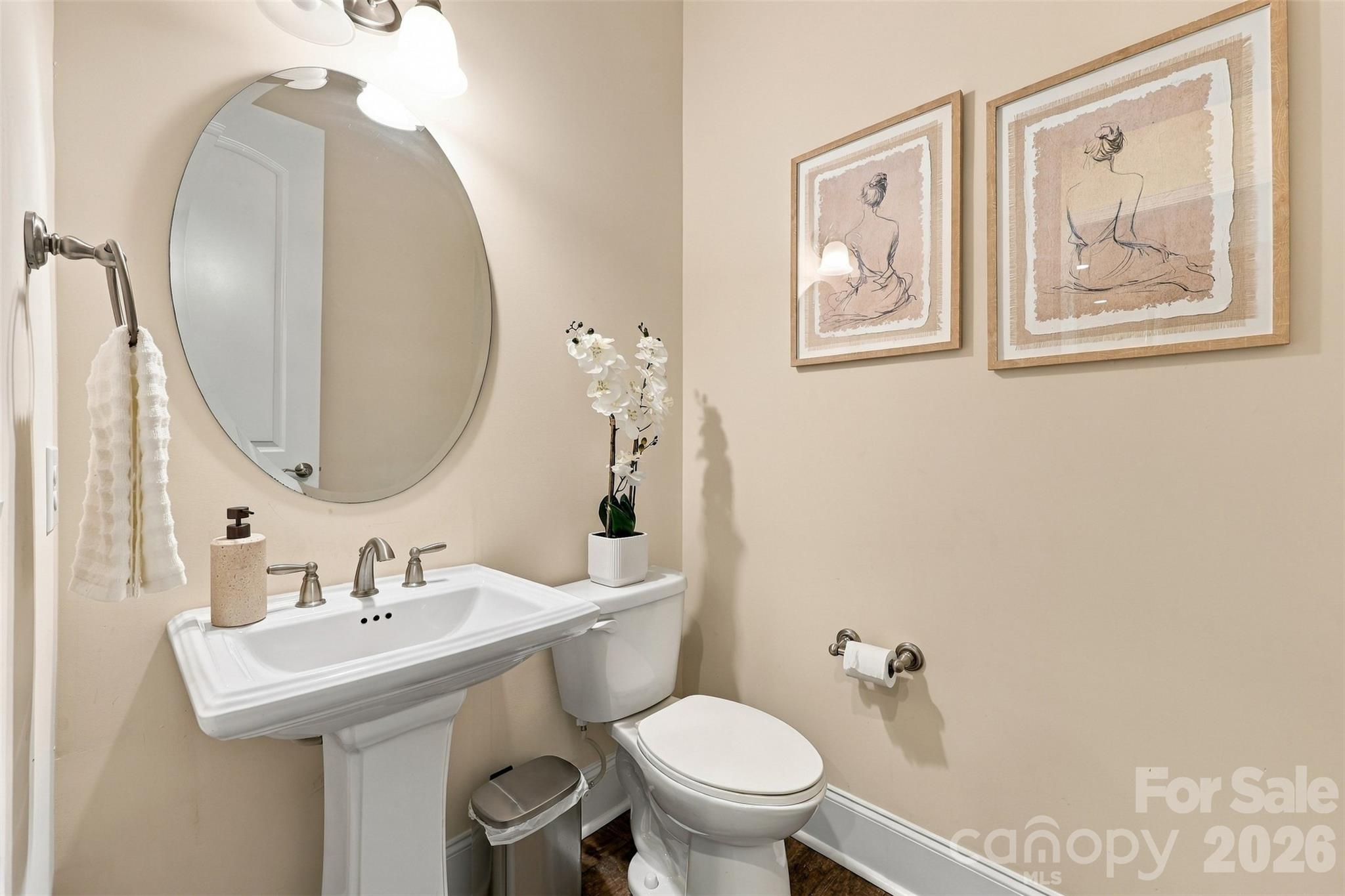 530 Vine Street Property Photo 42