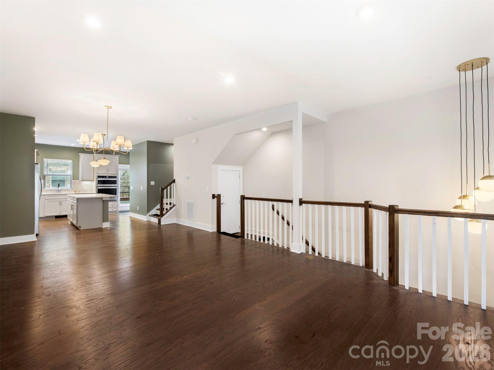 16023 Roscoe Lane L52 Property Photo 4