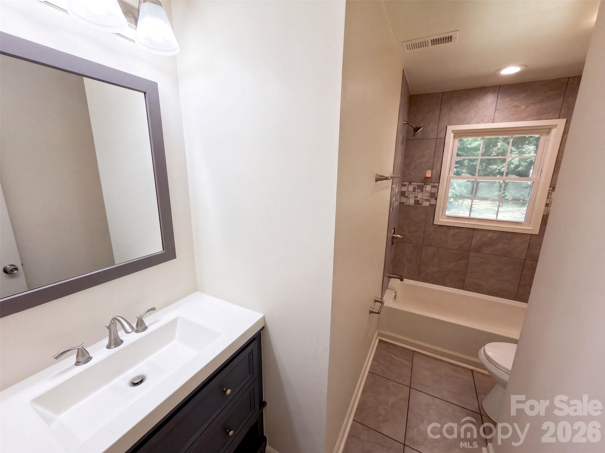 1627 Catoe Road Property Photo 8