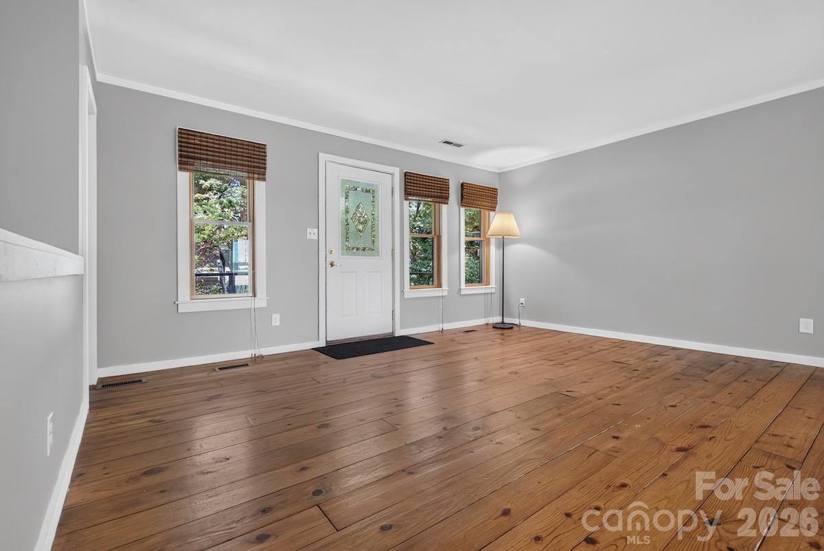 187 Caledonia Road Property Photo 8