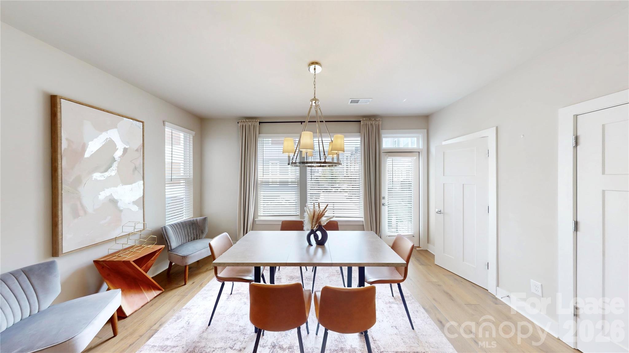 2115 Isom Street Property Photo 8