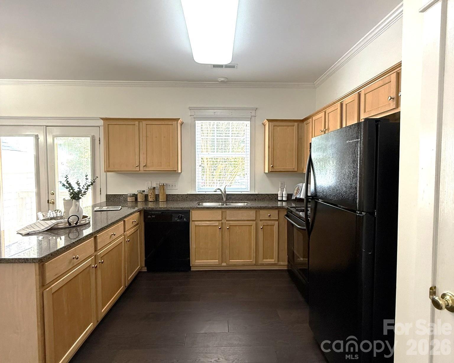 8515 Lindholm Drive Property Photo 13