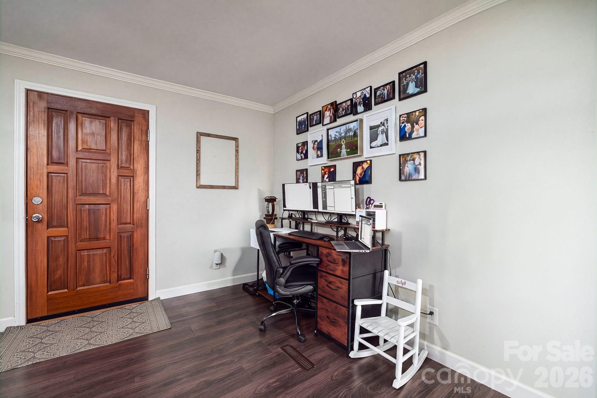1718 Woolie Road Property Photo 11