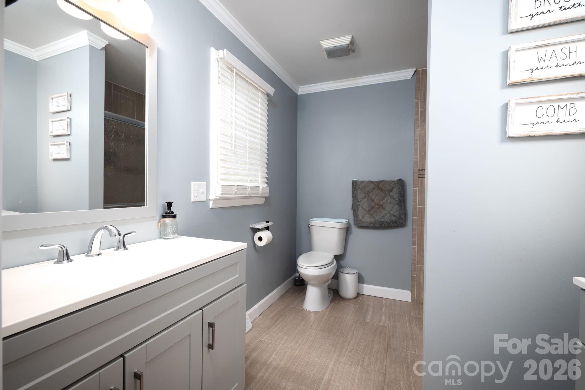 1718 Woolie Road Property Photo 16