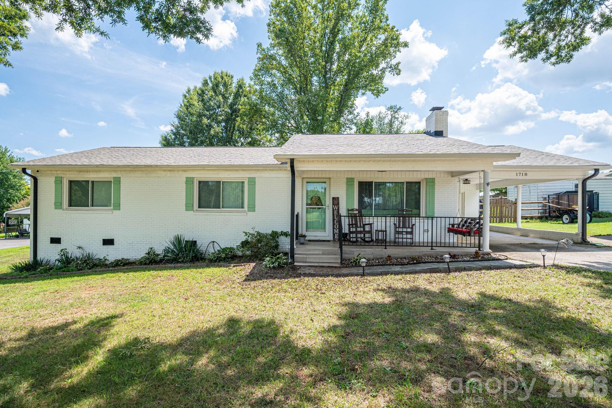 1718 Woolie Road Property Photo 32