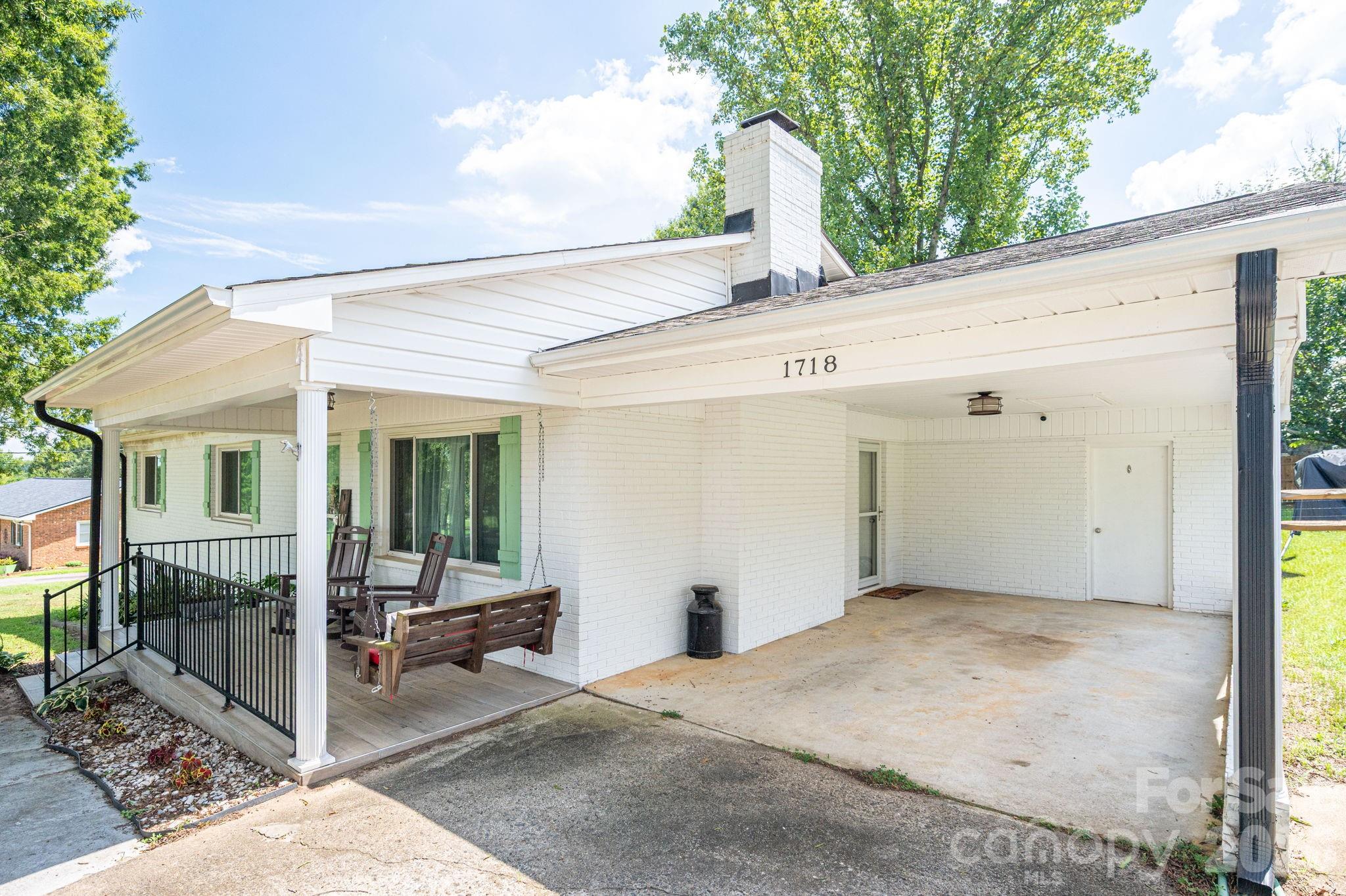 1718 Woolie Road Property Photo 33