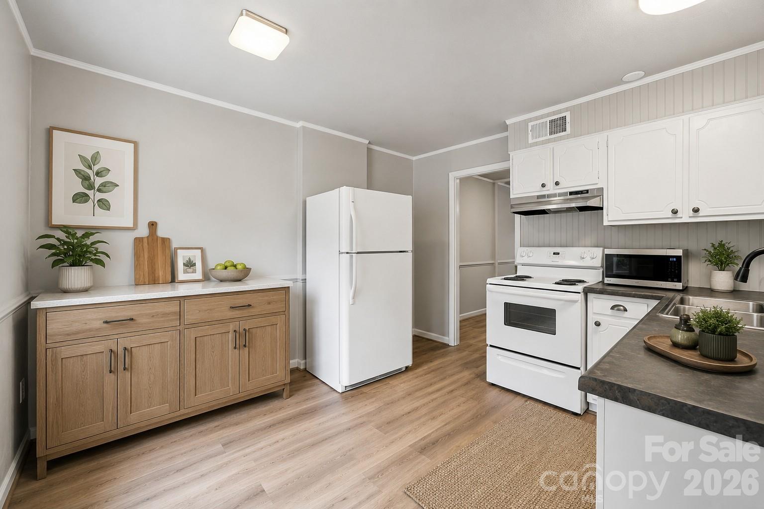 4603 Hedgemore Drive Property Photo 4