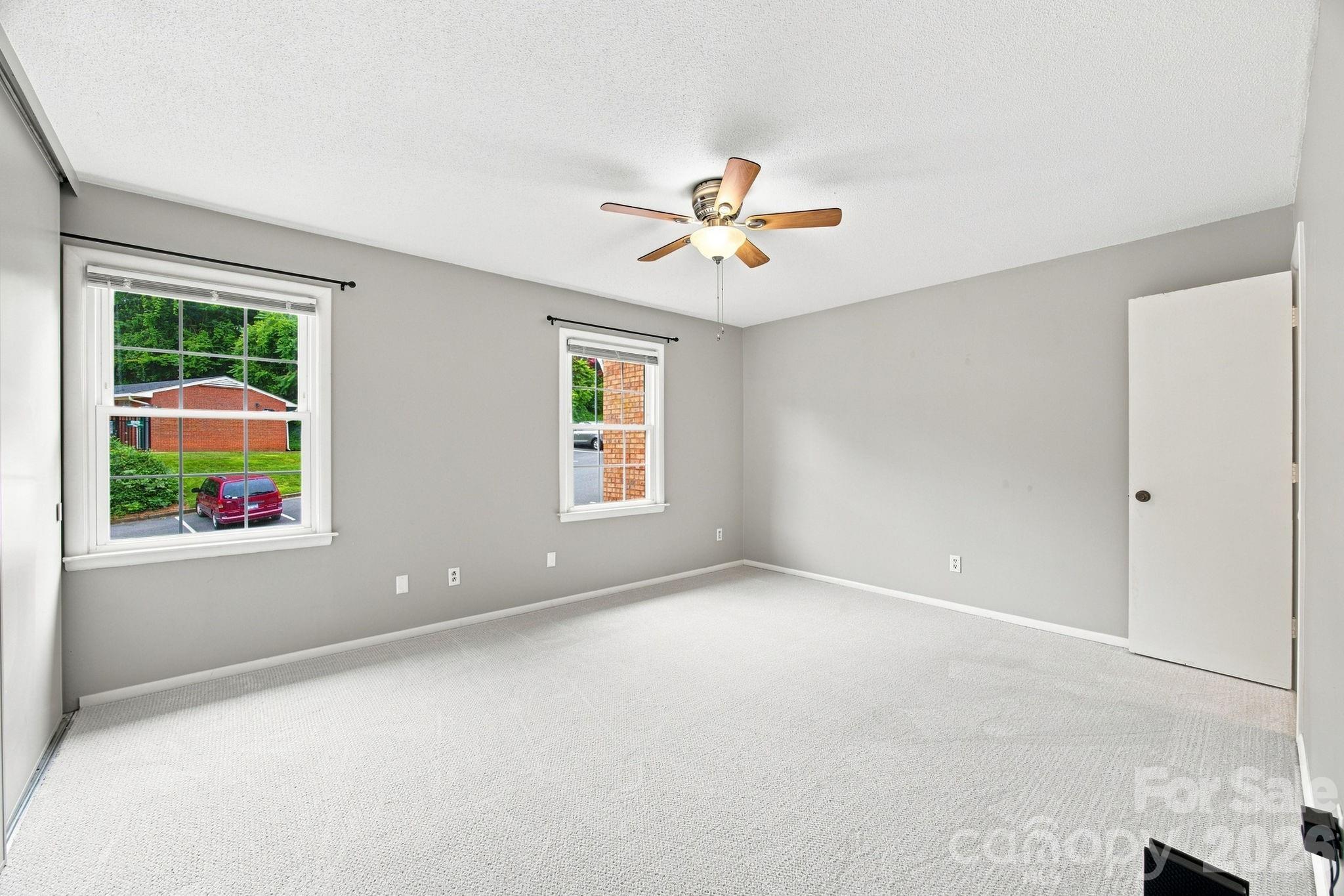 4603 Hedgemore Drive Property Photo 9