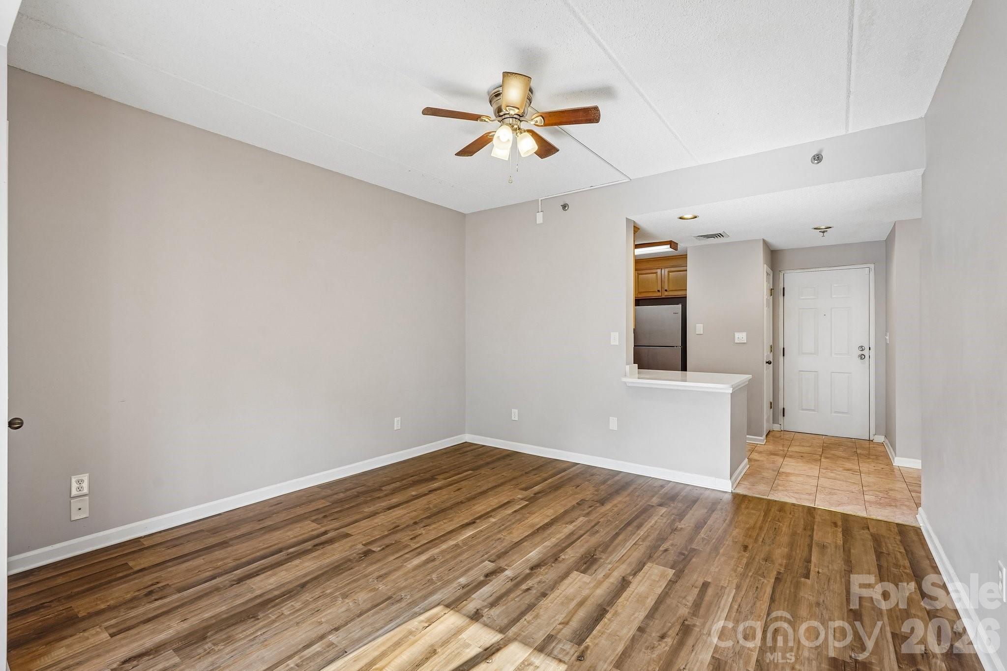211 Heritage Boulevard 507 Property Photo 8