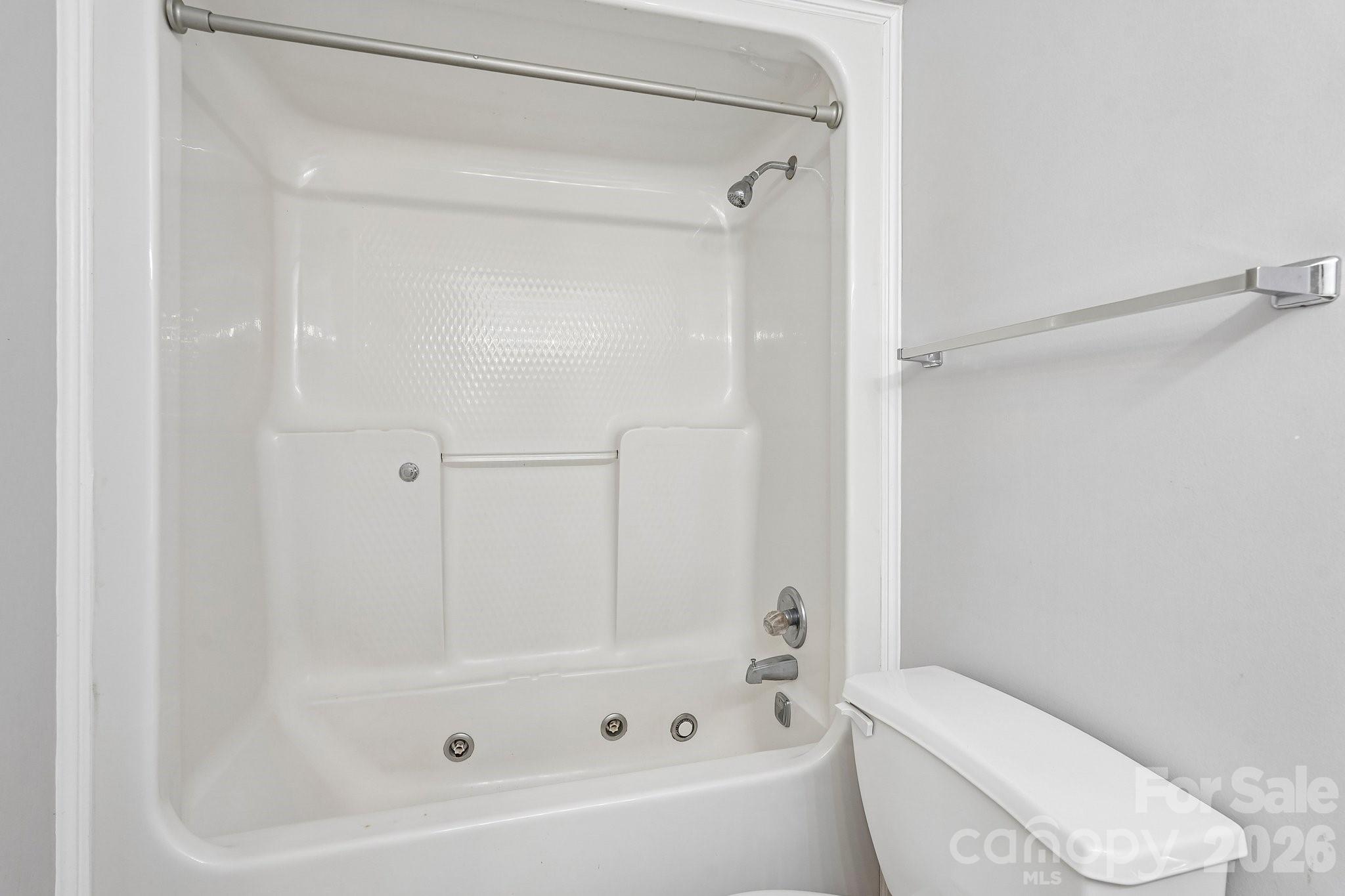 211 Heritage Boulevard 507 Property Photo 17