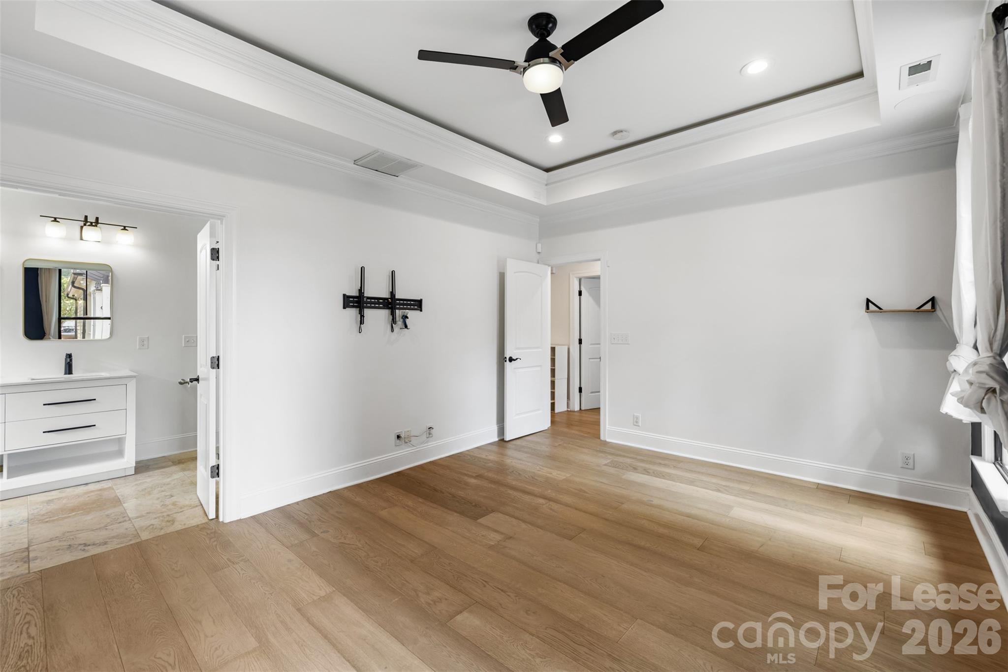 321 E Worthington Avenue Property Photo 13