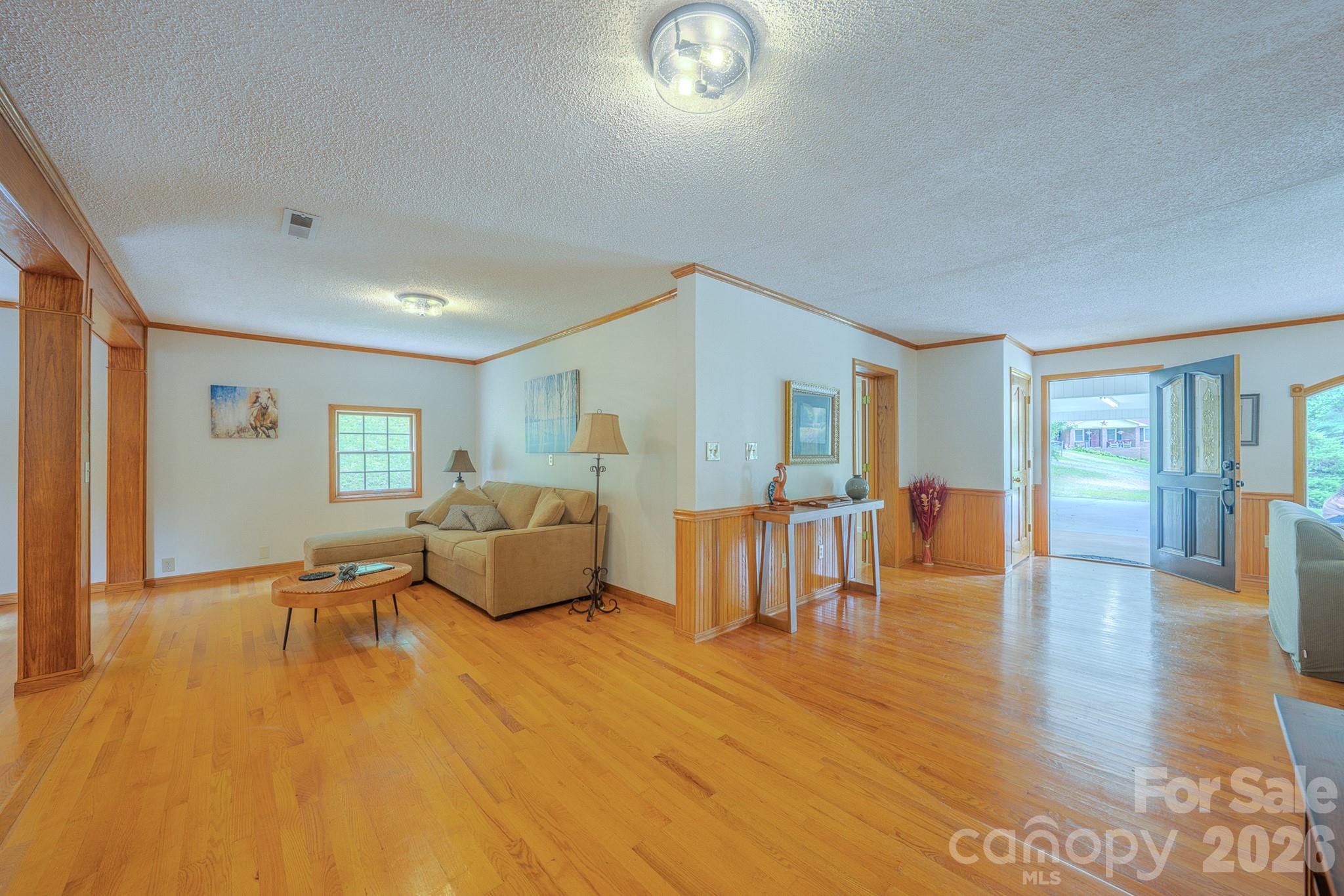 163 Meadowbrook Lane Property Photo 16