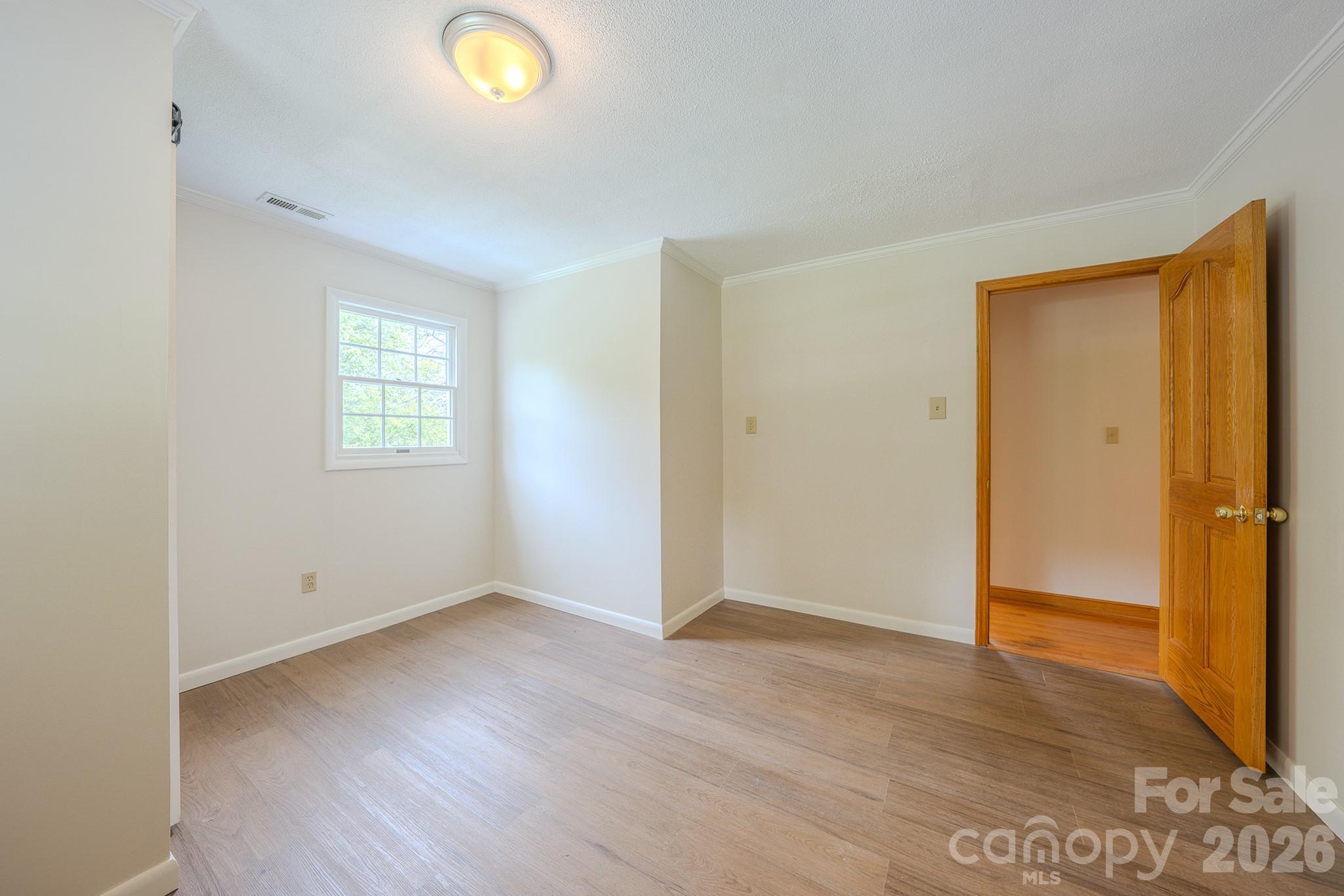 163 Meadowbrook Lane Property Photo 26