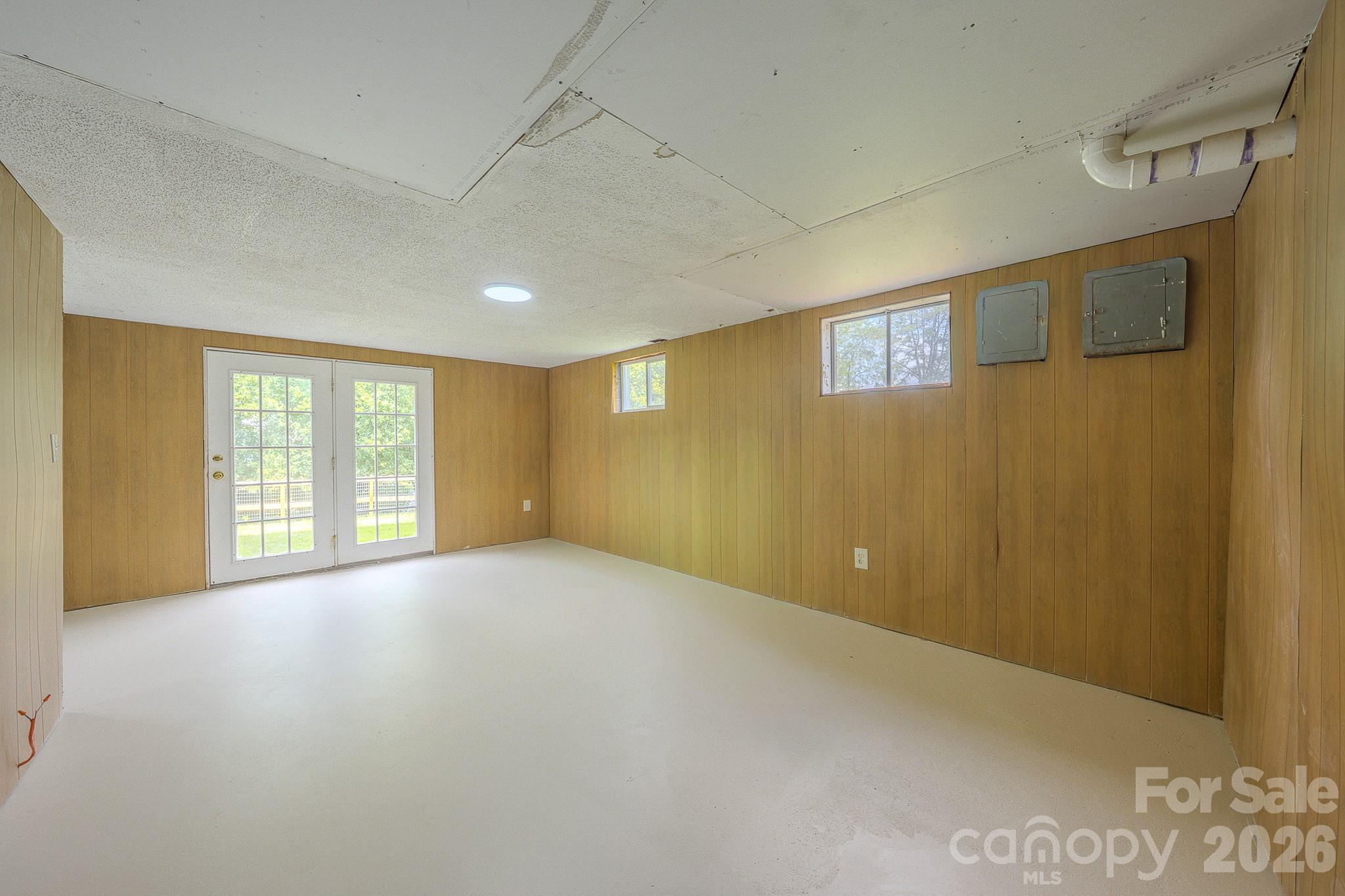 163 Meadowbrook Lane Property Photo 36