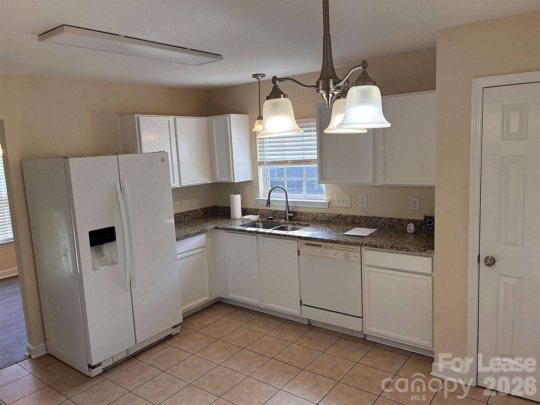 10440 Wilson Glen Drive Property Photo 4