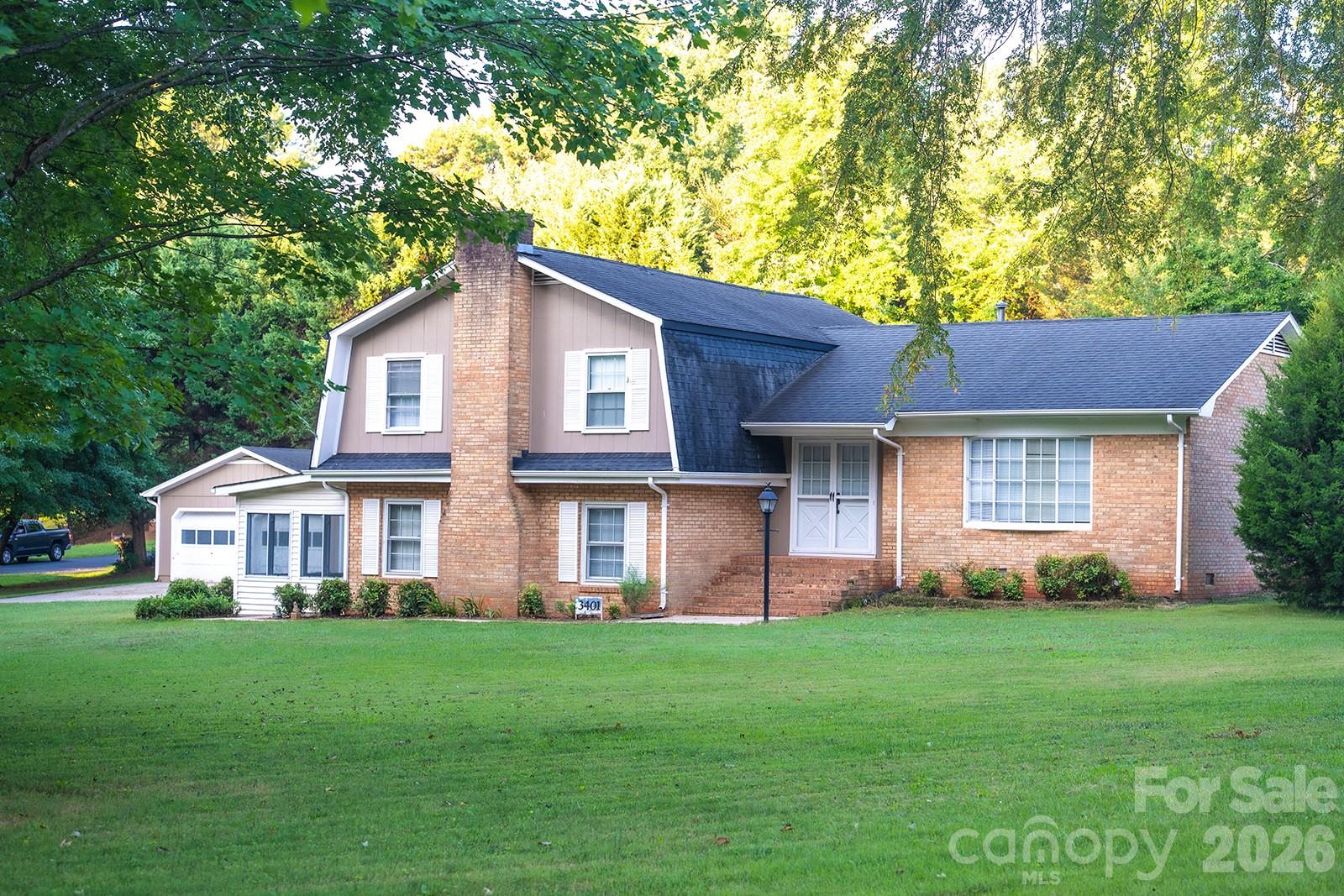 3401 Tracelake Drive Property Photo 1