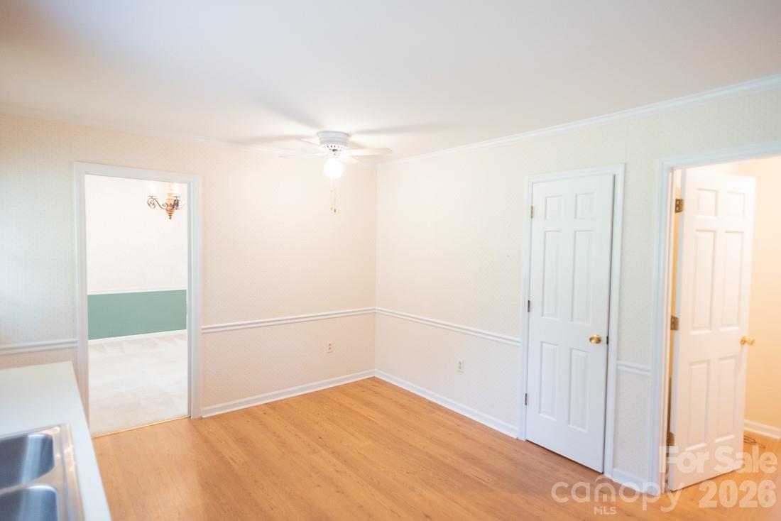 3401 Tracelake Drive Property Photo 10
