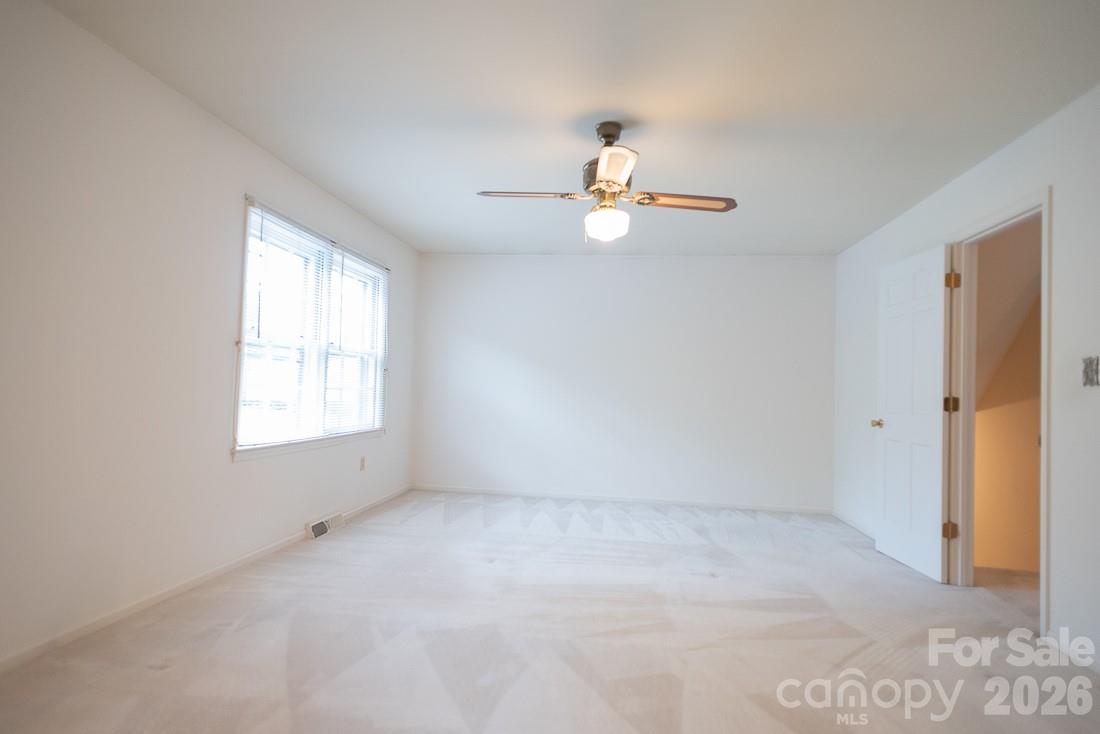 3401 Tracelake Drive Property Photo 12