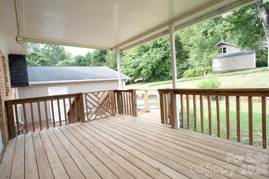 3401 Tracelake Drive Property Photo 34