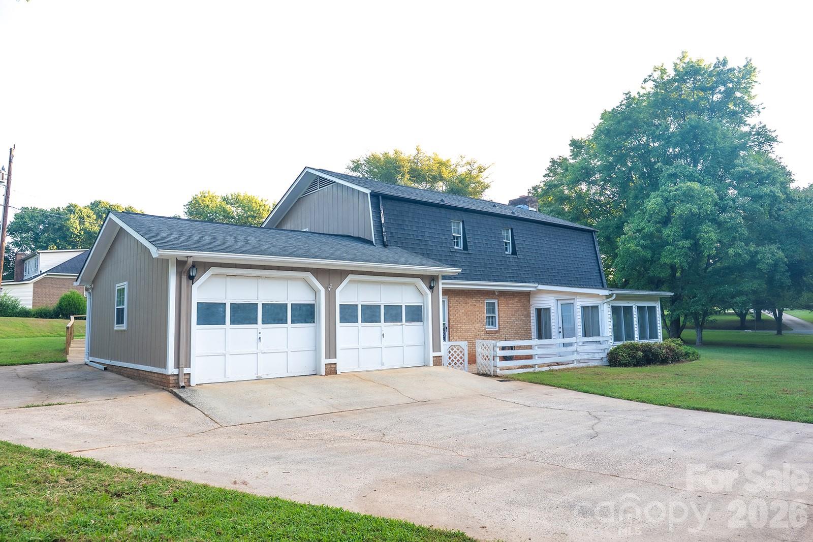 3401 Tracelake Drive Property Photo 38