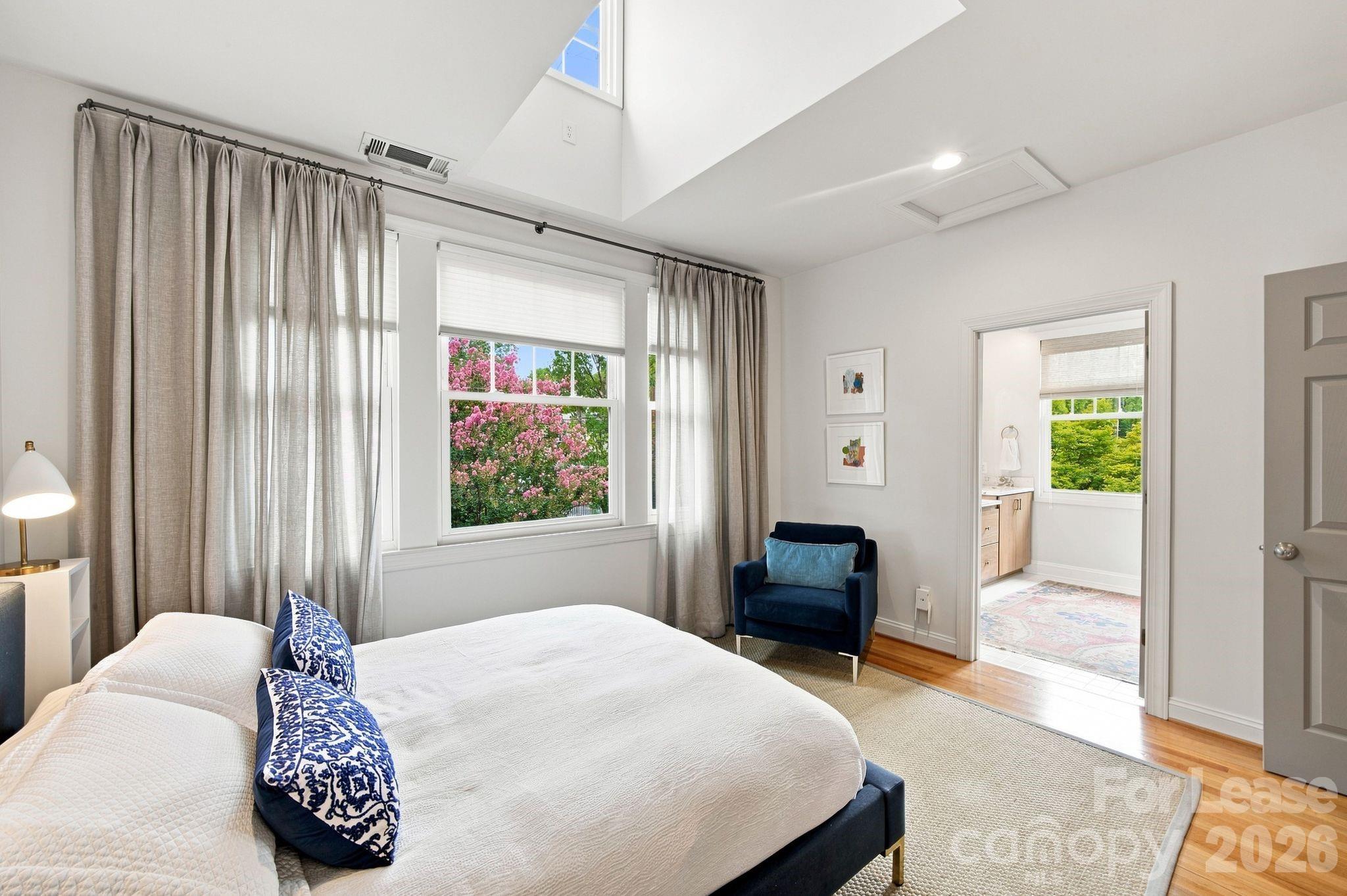 1621 Lyndhurst Avenue Property Photo 14