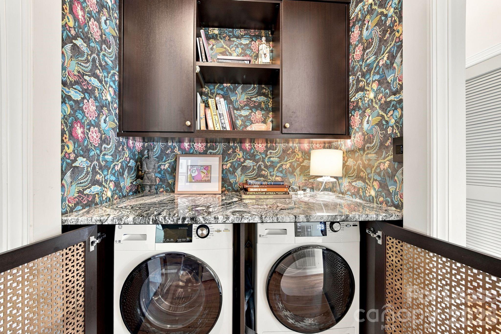 1621 Lyndhurst Avenue Property Photo 24