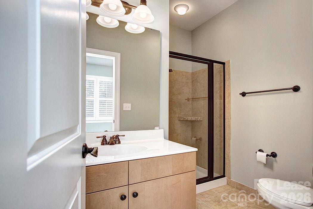 100 N Laurel Avenue 108 Property Photo 7
