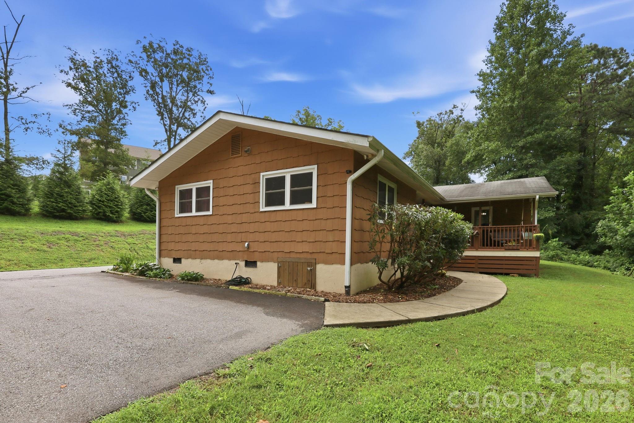 260 Justice Ridge Road Property Photo 2