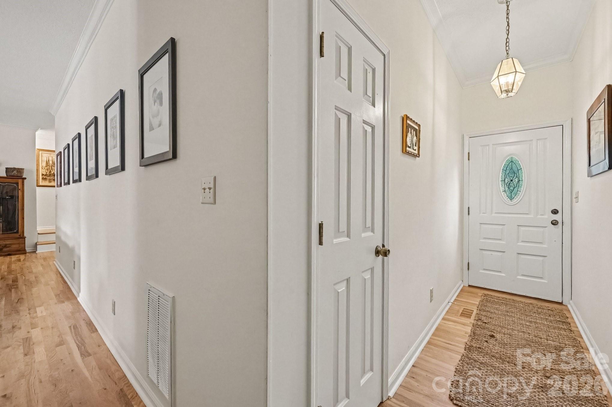 235 Pebble Point Property Photo 9