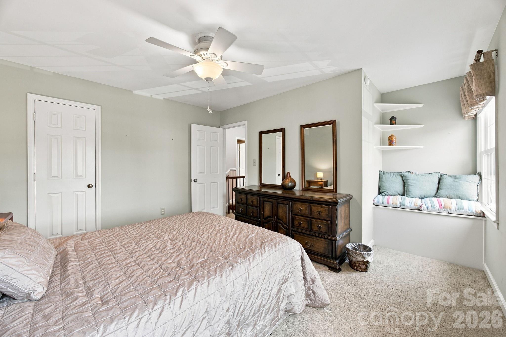 6836 Dumbarton Drive Property Photo 24