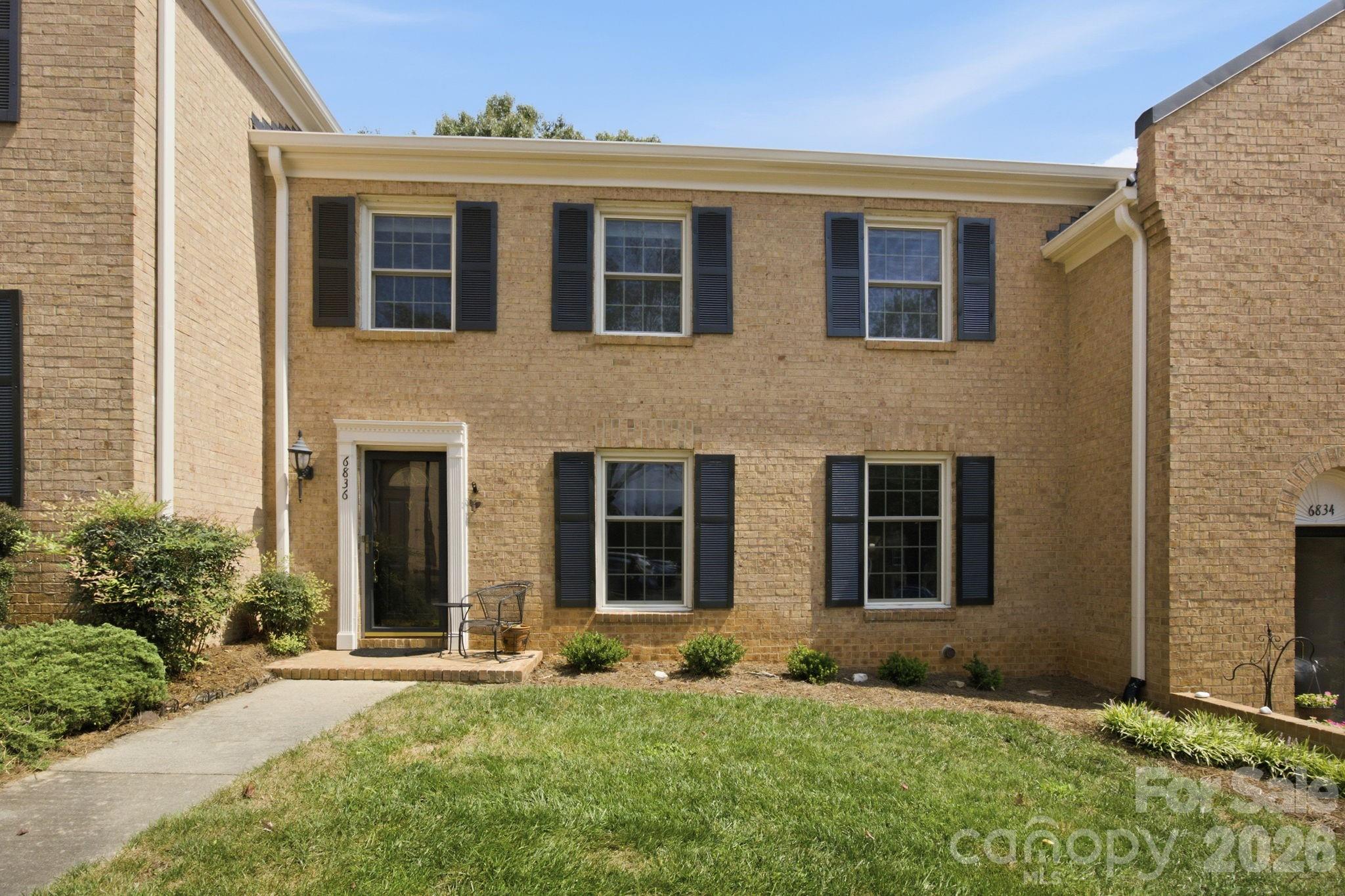 6836 Dumbarton Drive Property Photo 40
