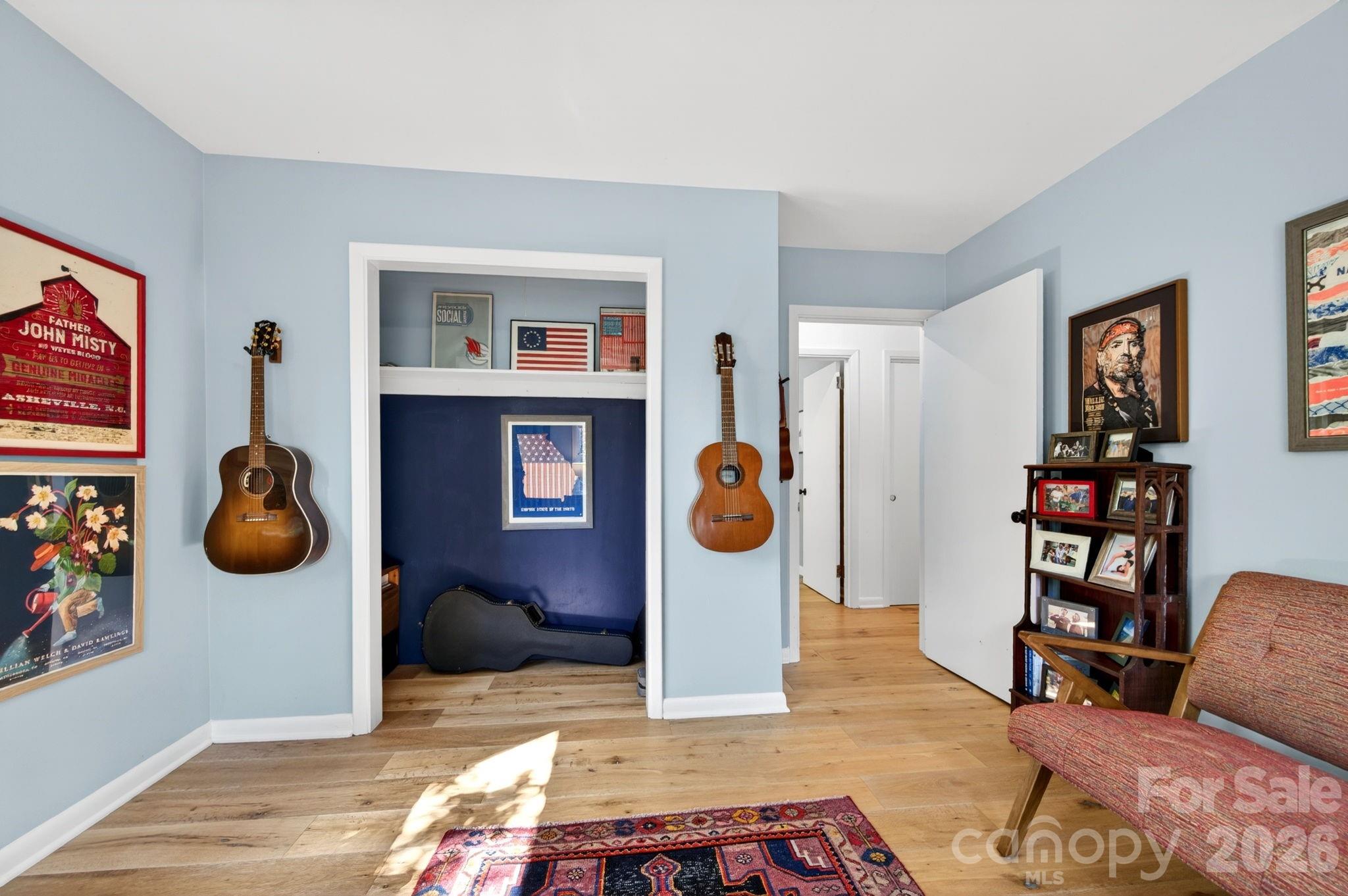 301 Stratford Road Property Photo 25