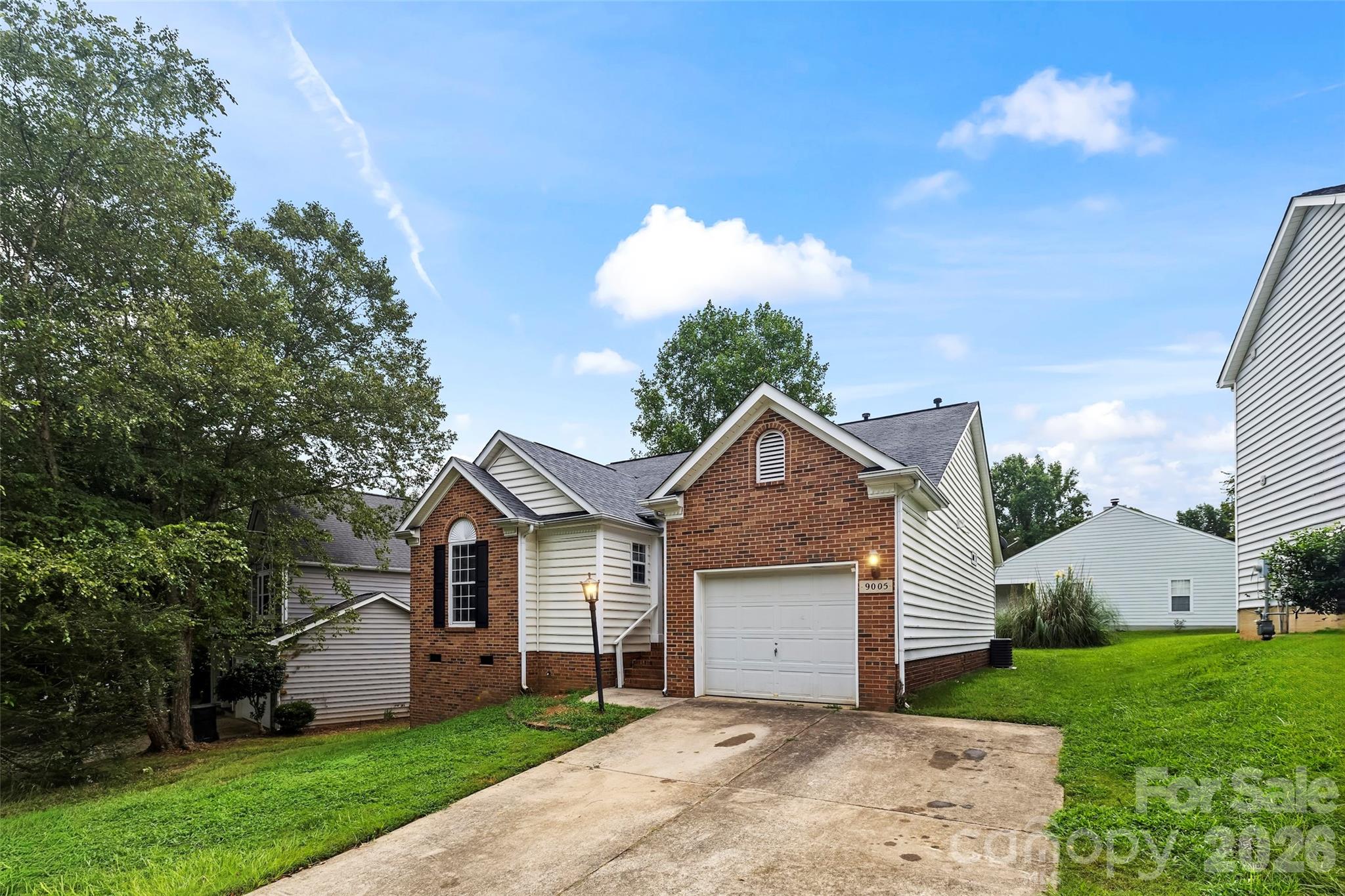 9005 Little Hampton Place Property Photo 3