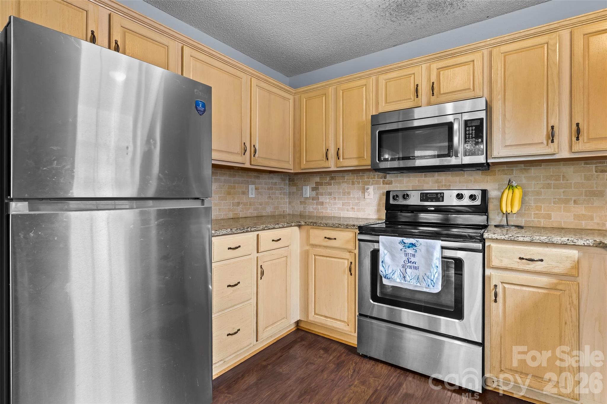 9005 Little Hampton Place Property Photo 10